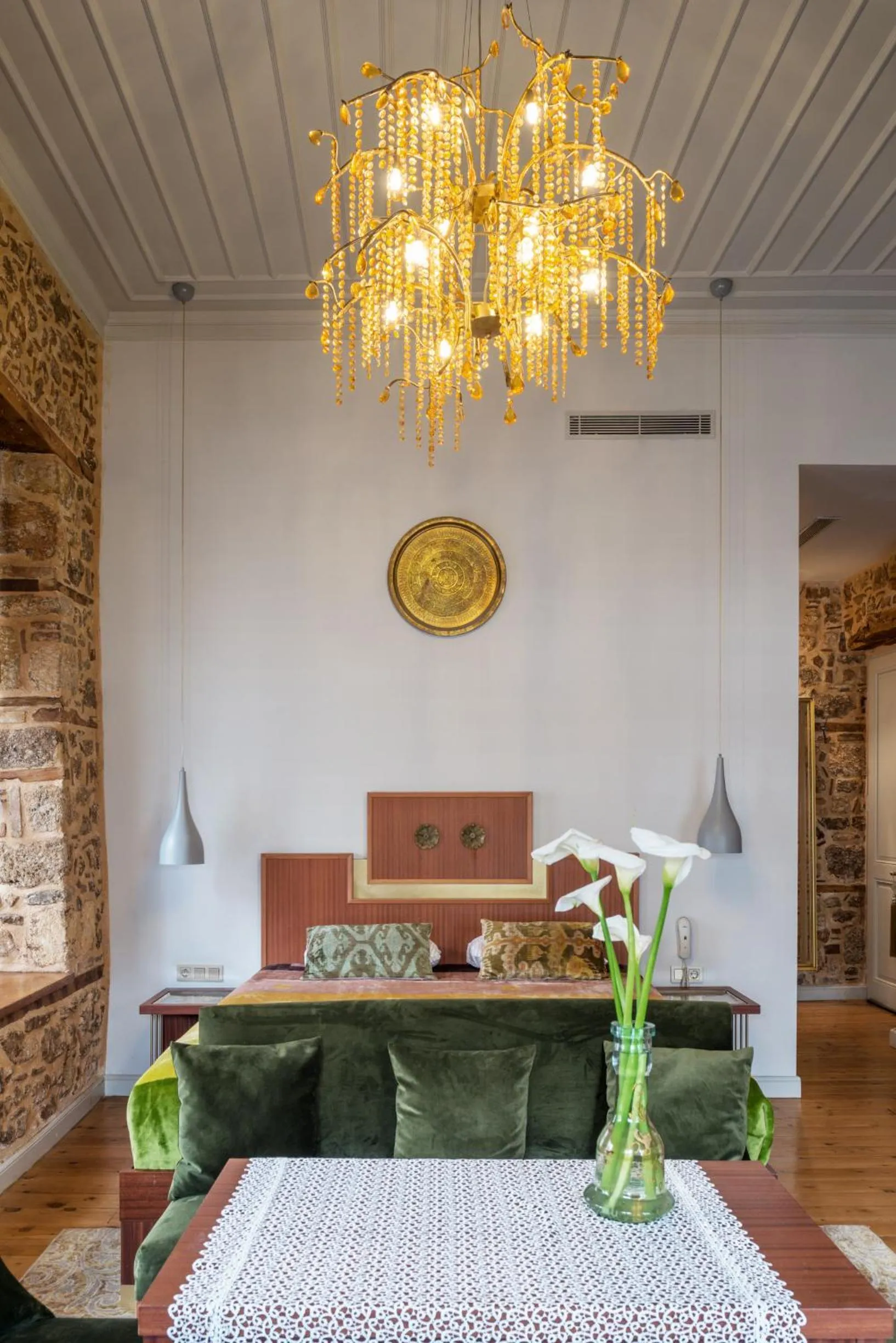 Bed in Delight Deluxe Hotel