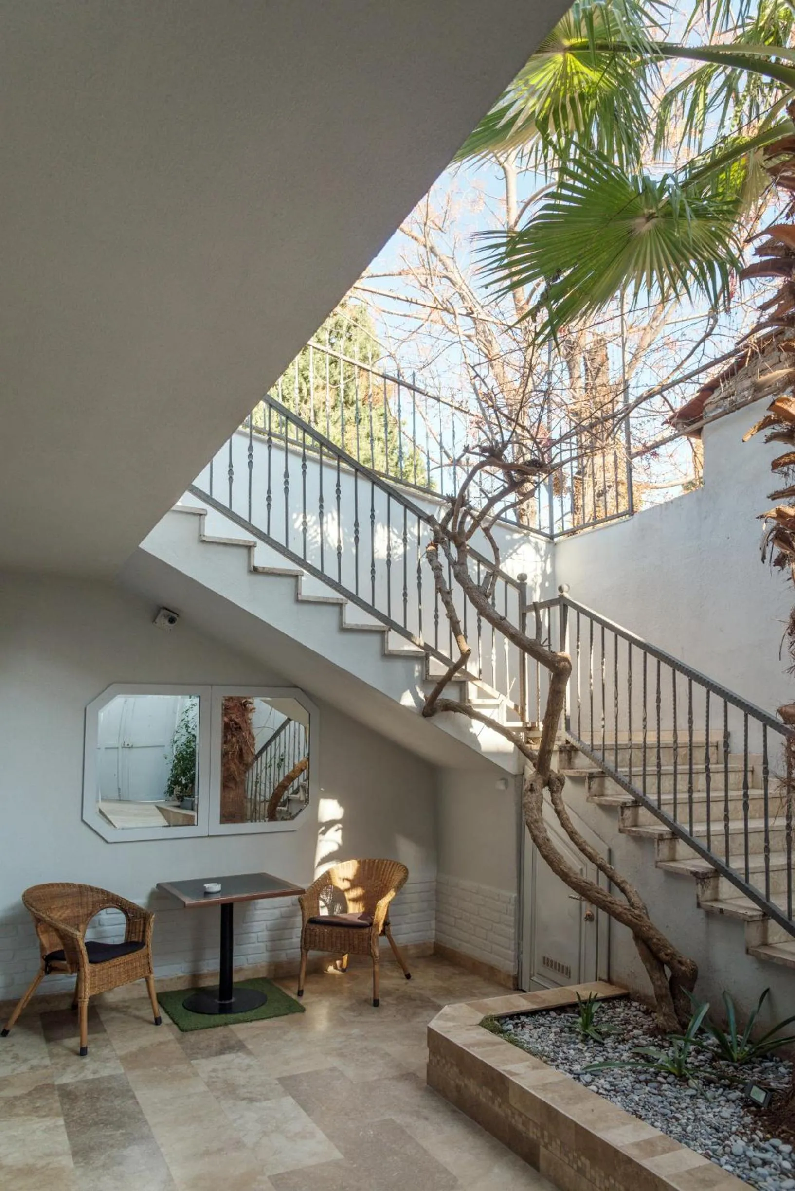 Delight Deluxe Hotel