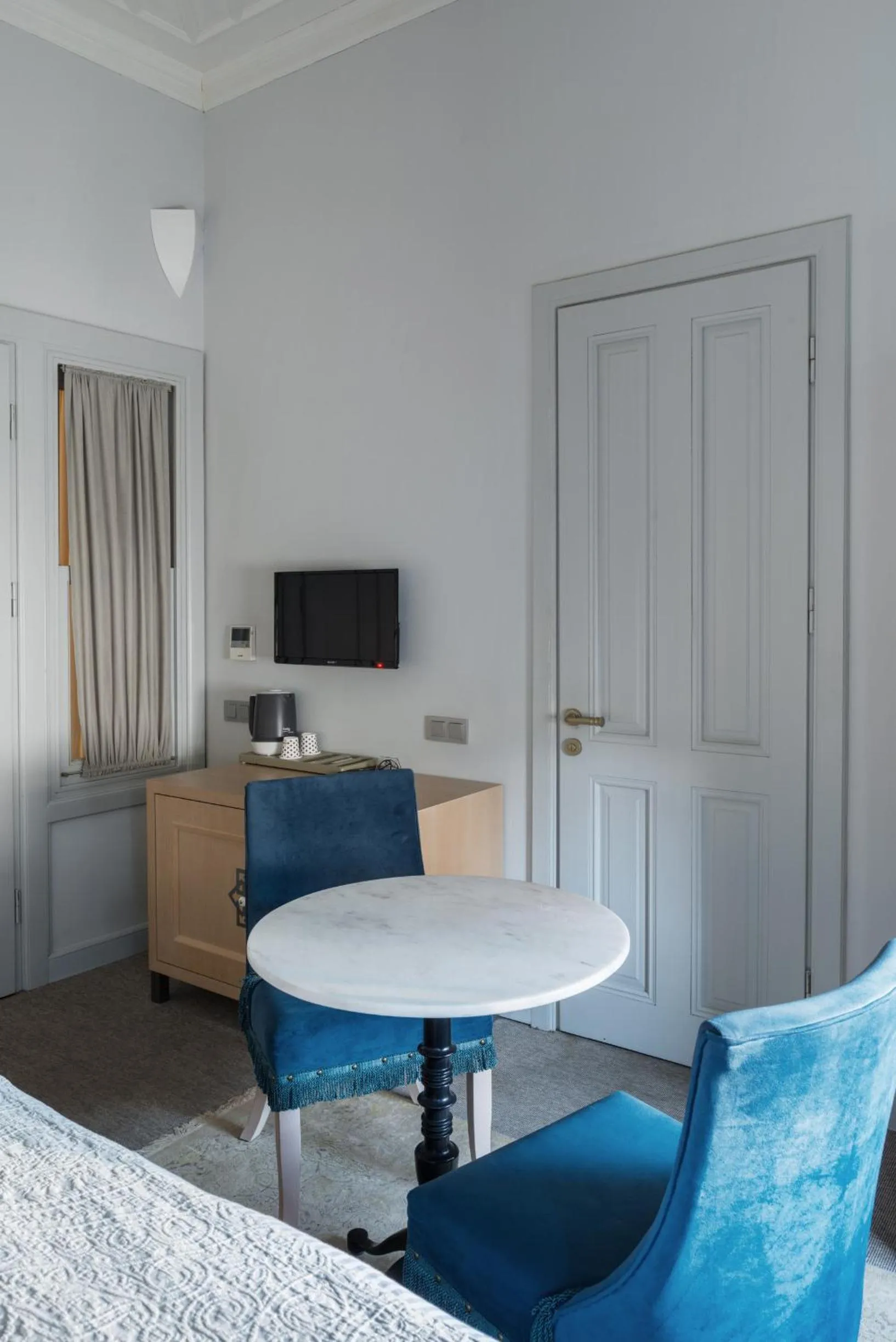 Delight Deluxe Hotel