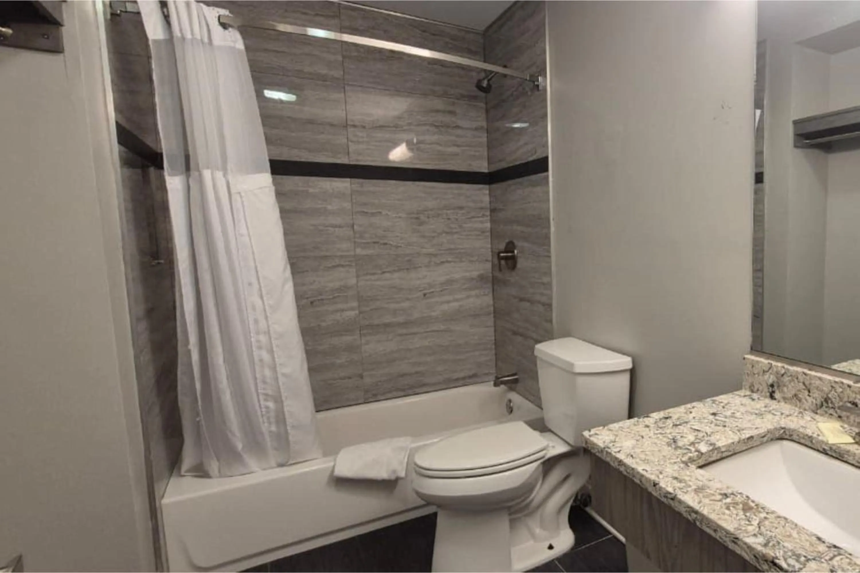 Bathroom in Economy Inn Merrillville By Townhouse I 65