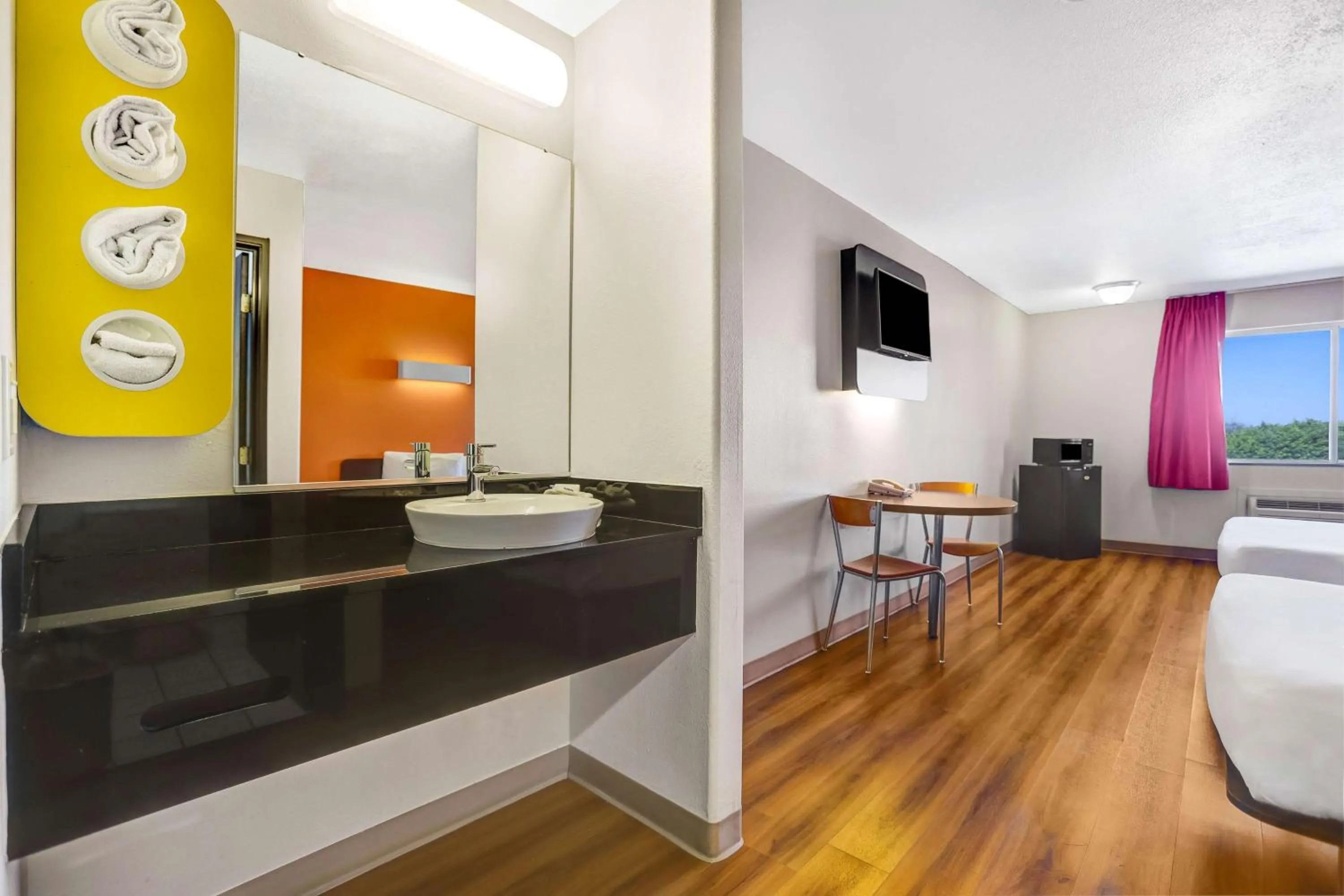 Photo of the whole room in Motel 6-Apache Junction, AZ