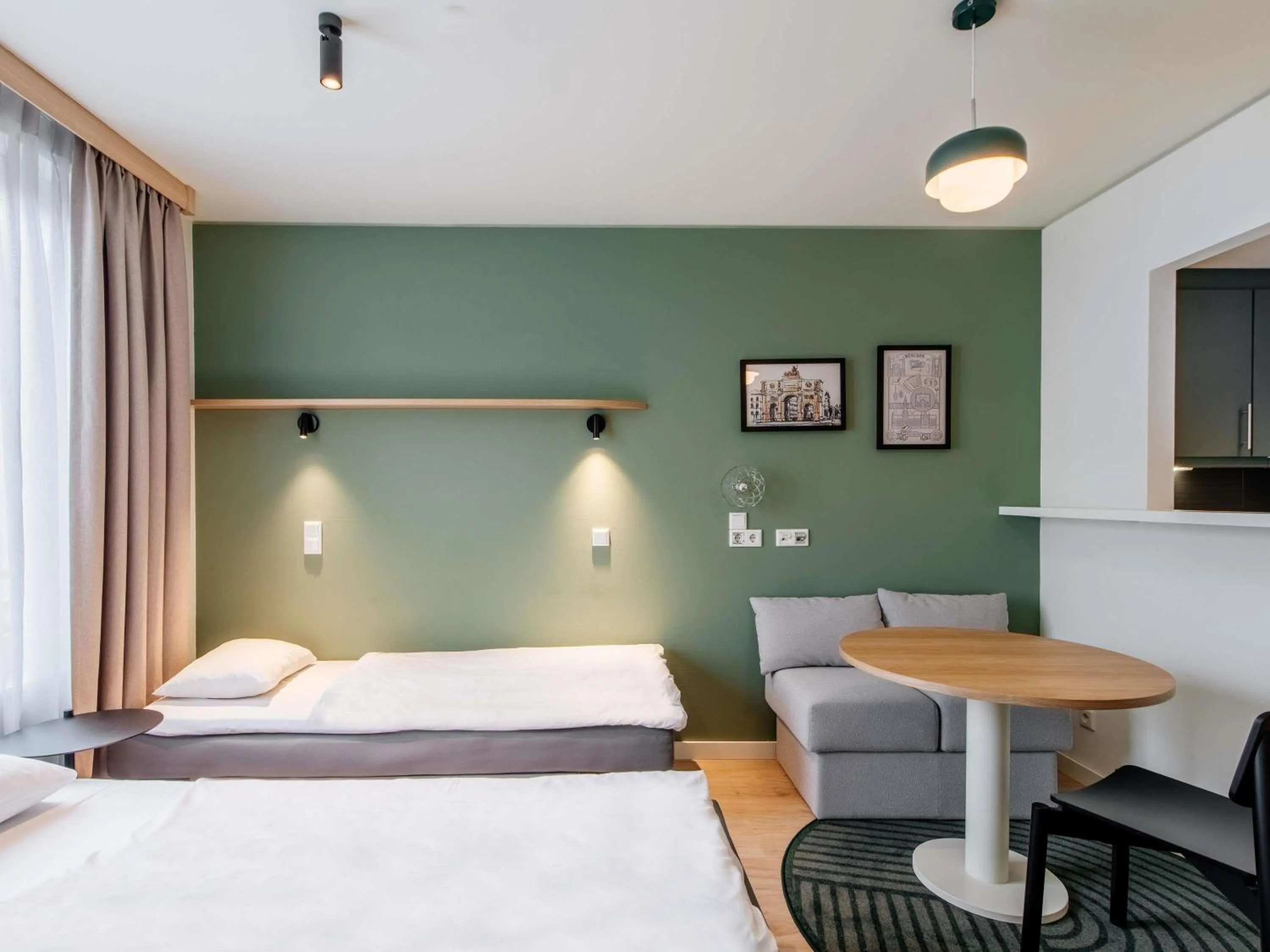 Bedroom, Bed in Aparthotel Adagio Muenchen City