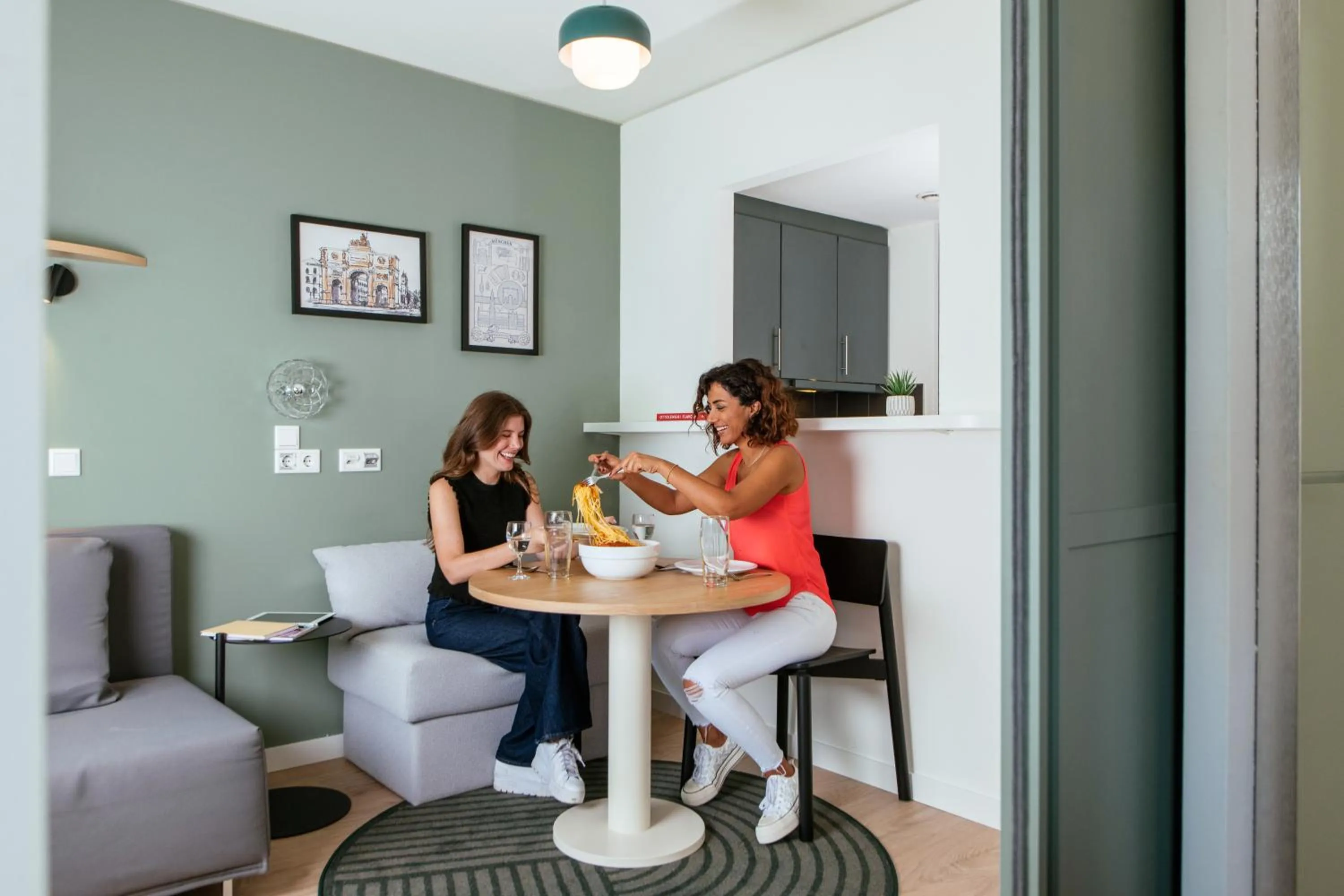 kitchen in Aparthotel Adagio Muenchen City