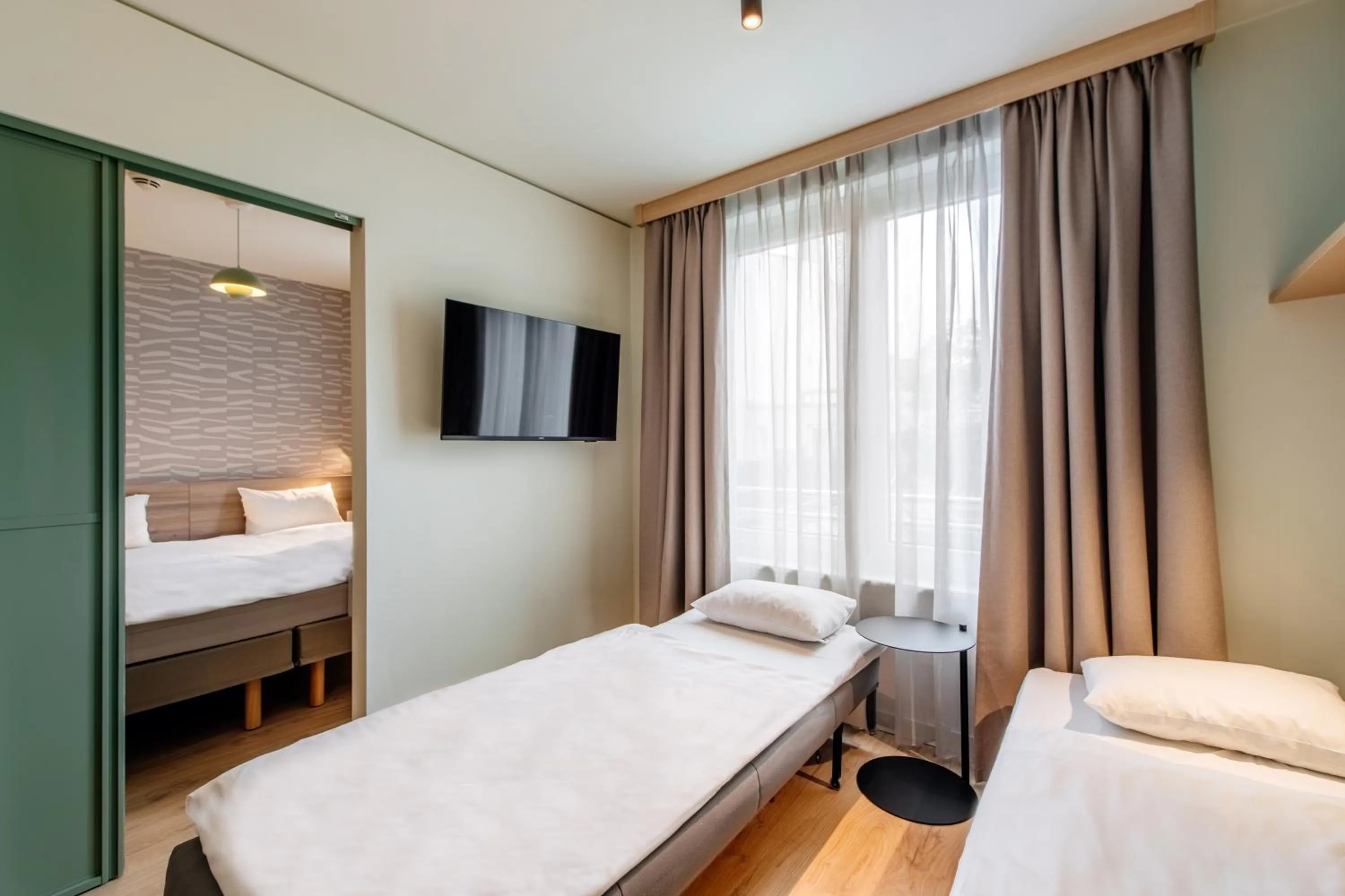 Bed in Aparthotel Adagio Muenchen City