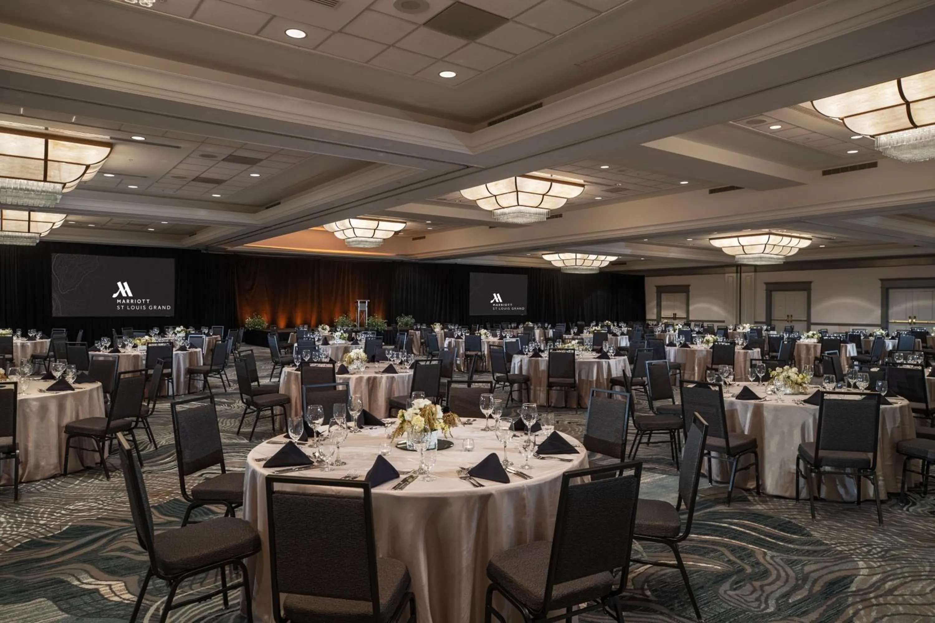 Meeting/conference room in Marriott St. Louis Grand