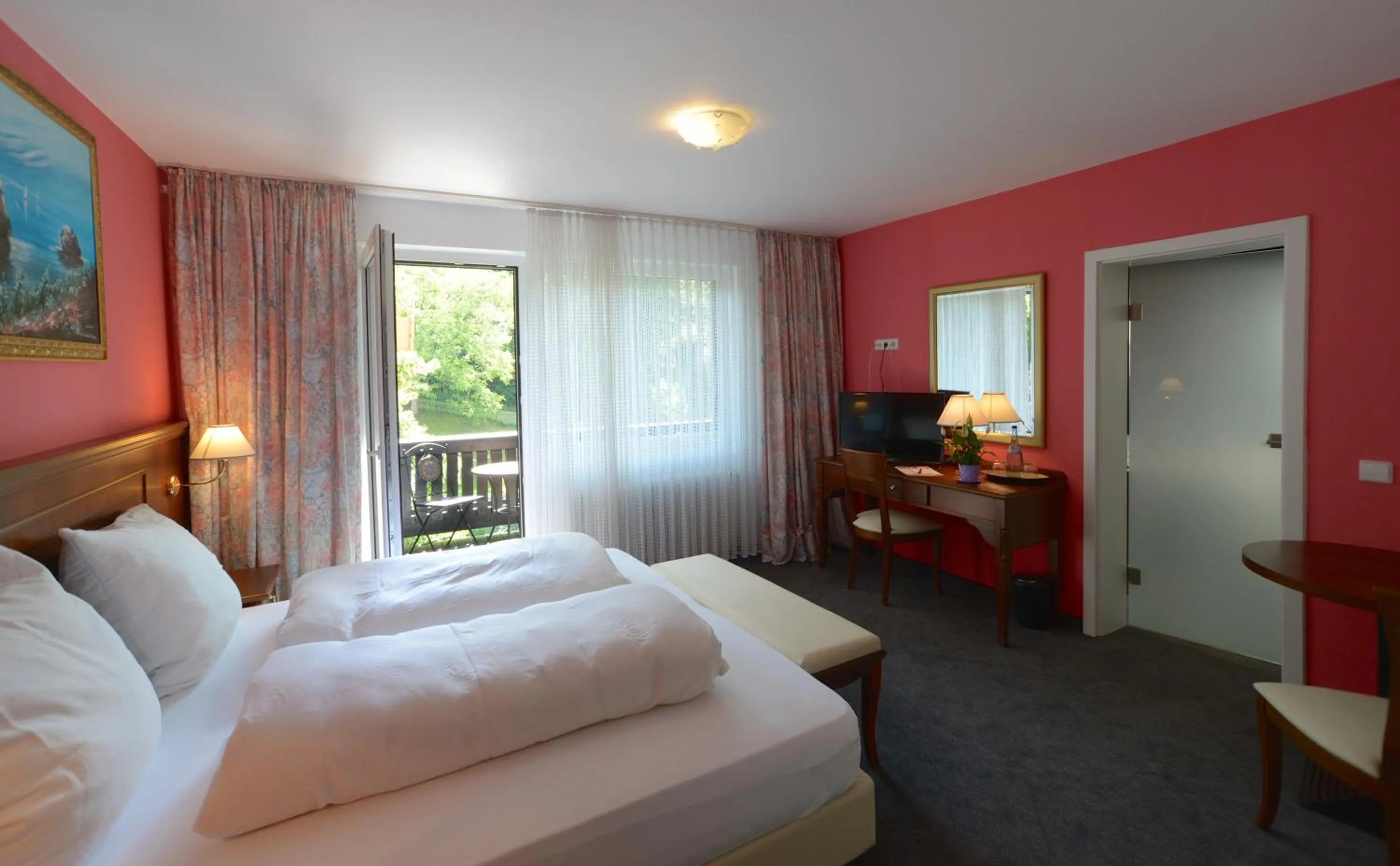 Photo of the whole room, Bed in Schwarzwaldhotel Sonne