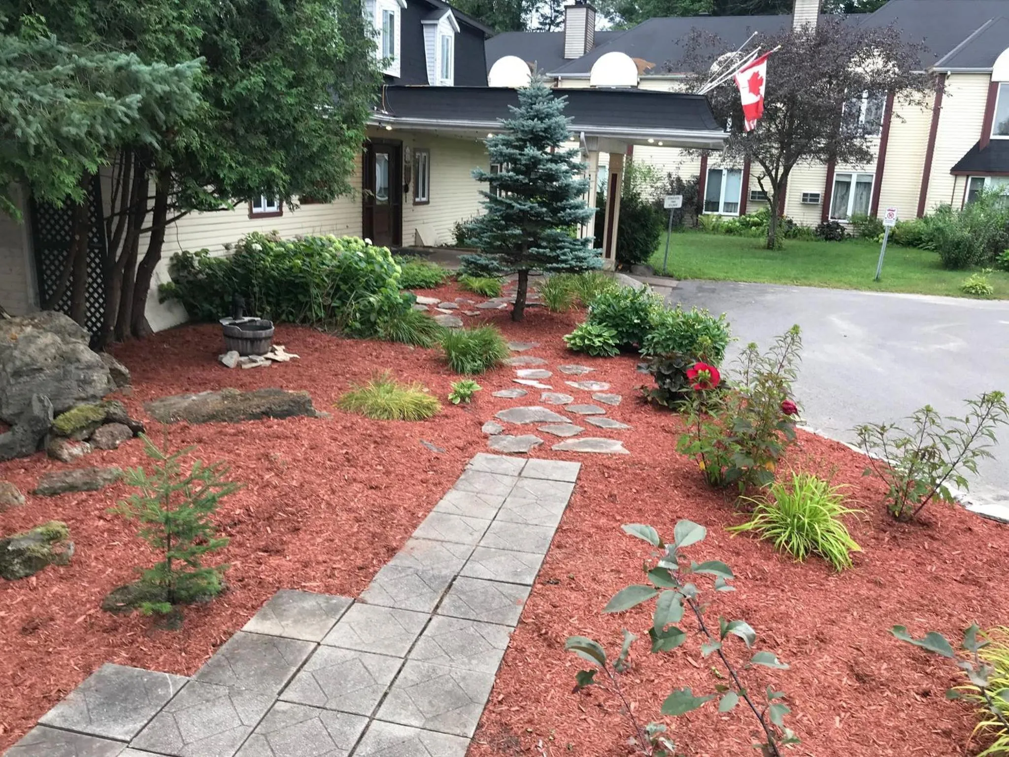 Facade/entrance in Relais St-Denis