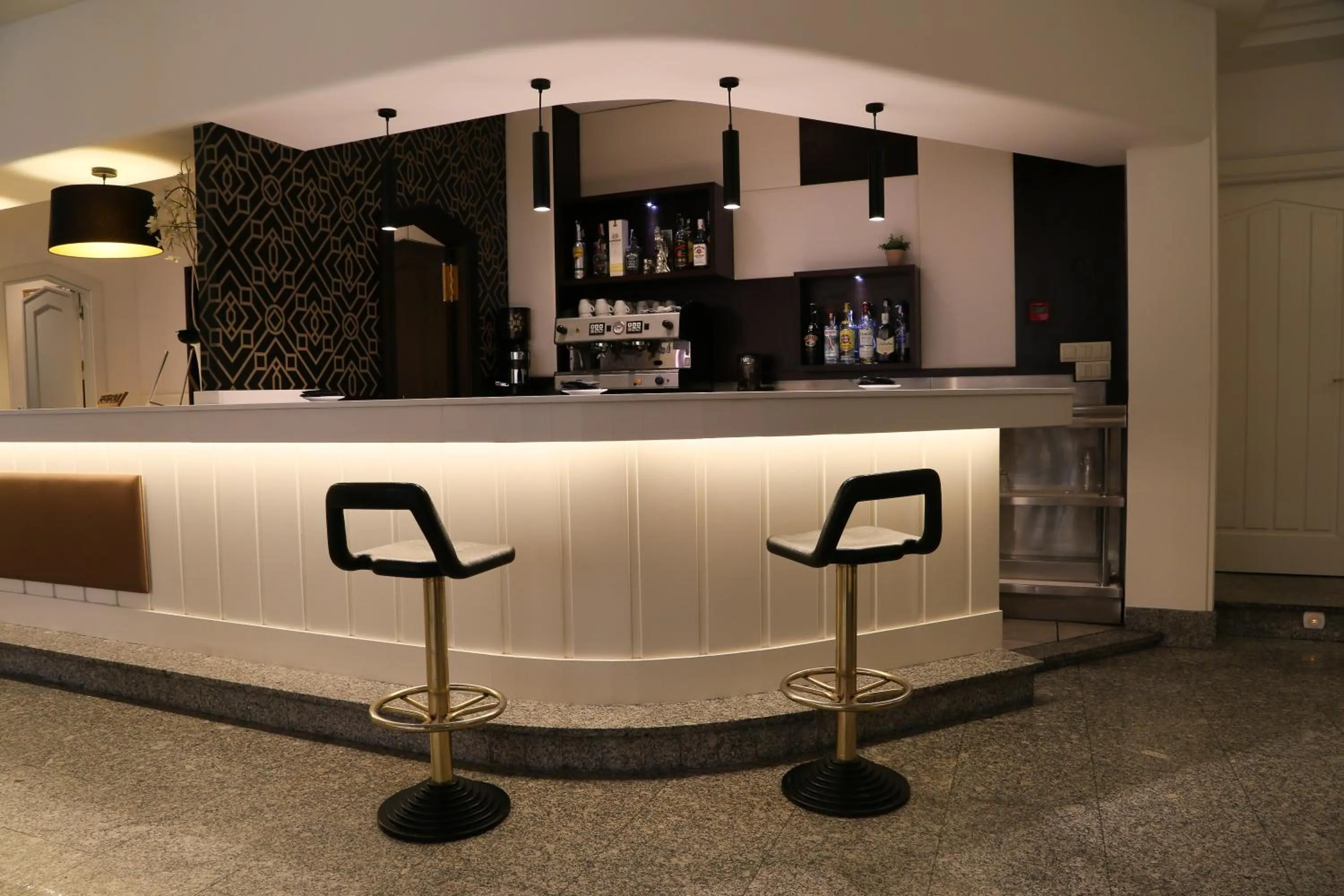 Lounge or bar in Hostal Carlos III