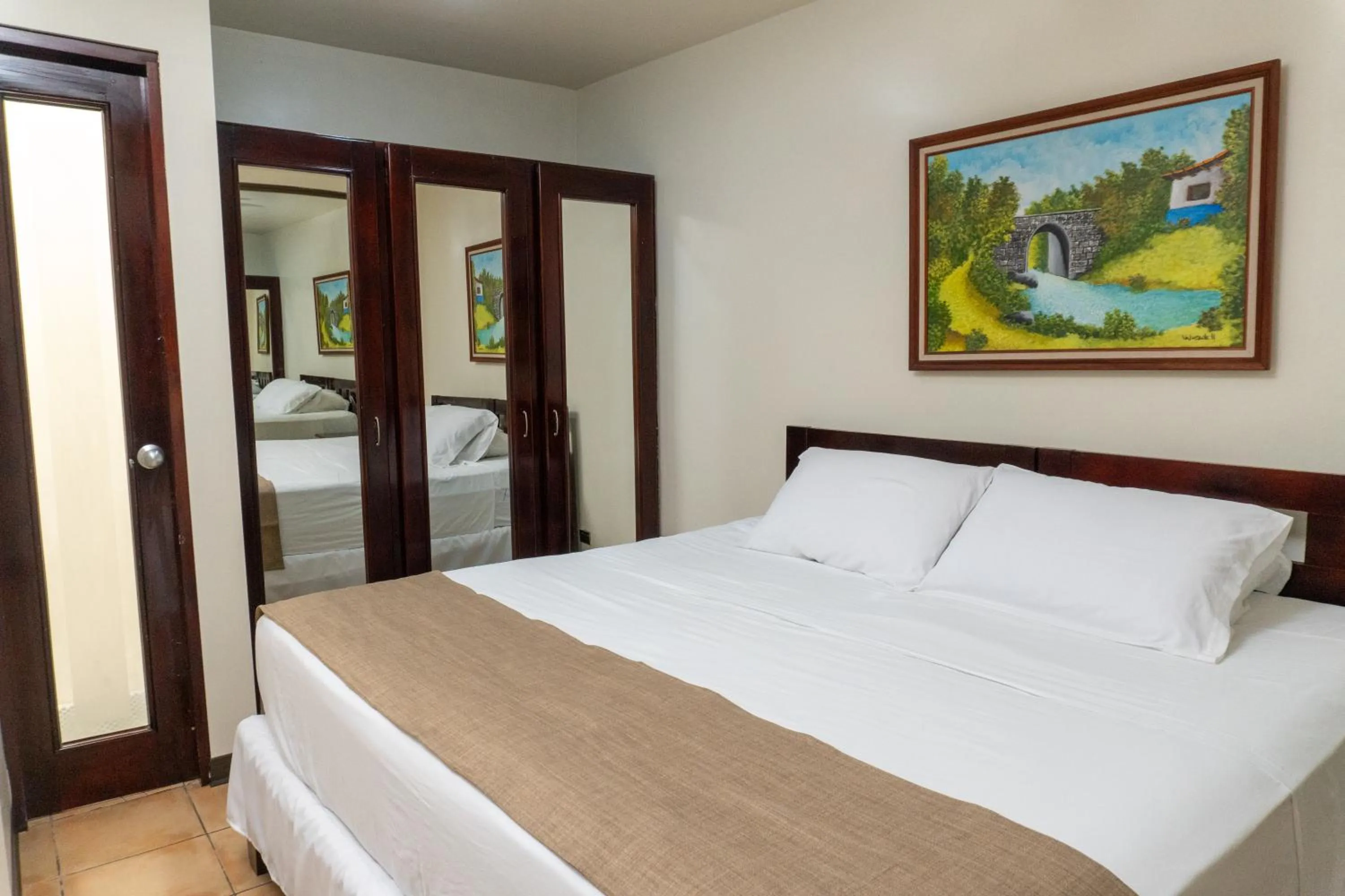 Bed in Oro Apart Hotel