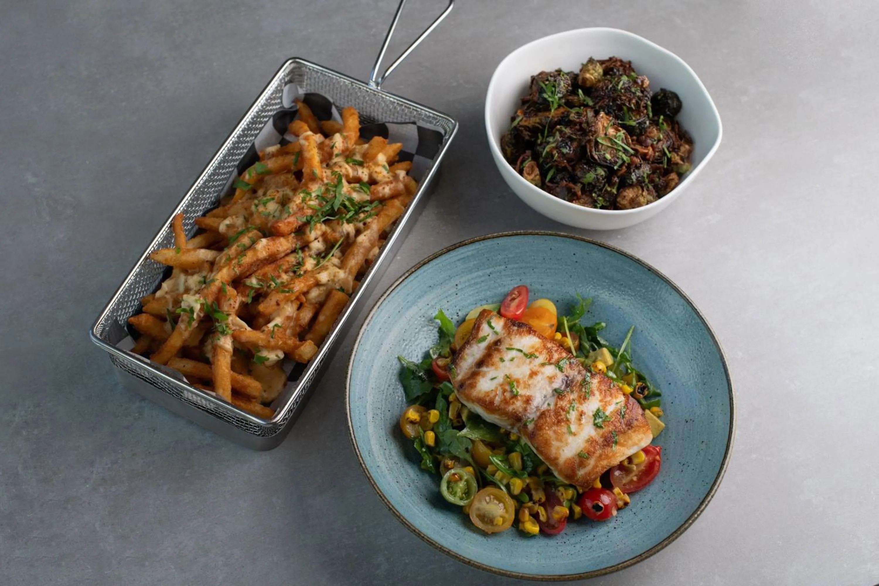 Kitchen or kitchenette in Bethesda North Marriott Hotel & Conference Center