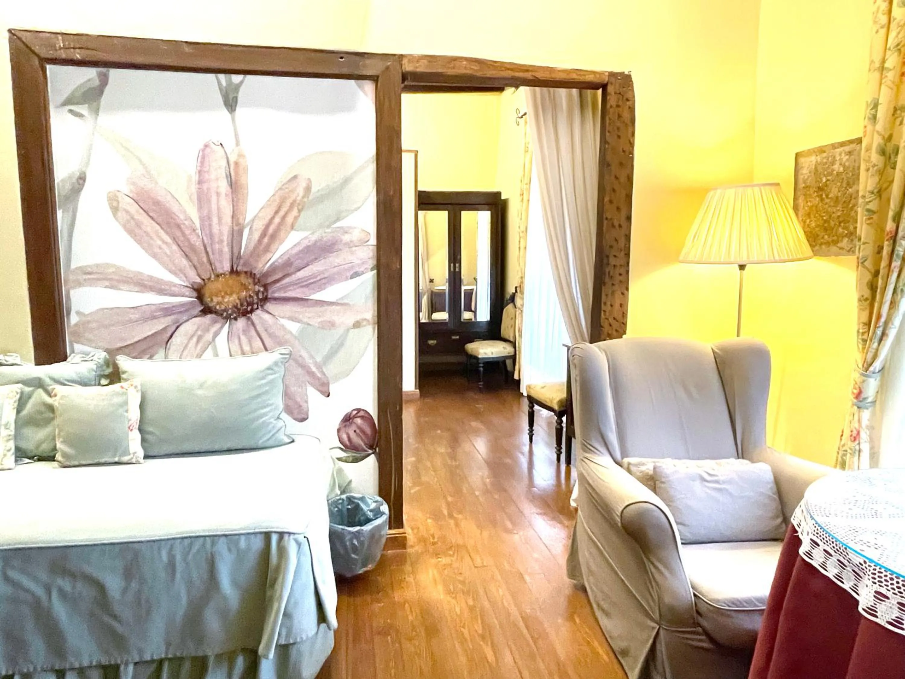 Photo of the whole room, Bed in El Jardín del Convento, Casa Rural