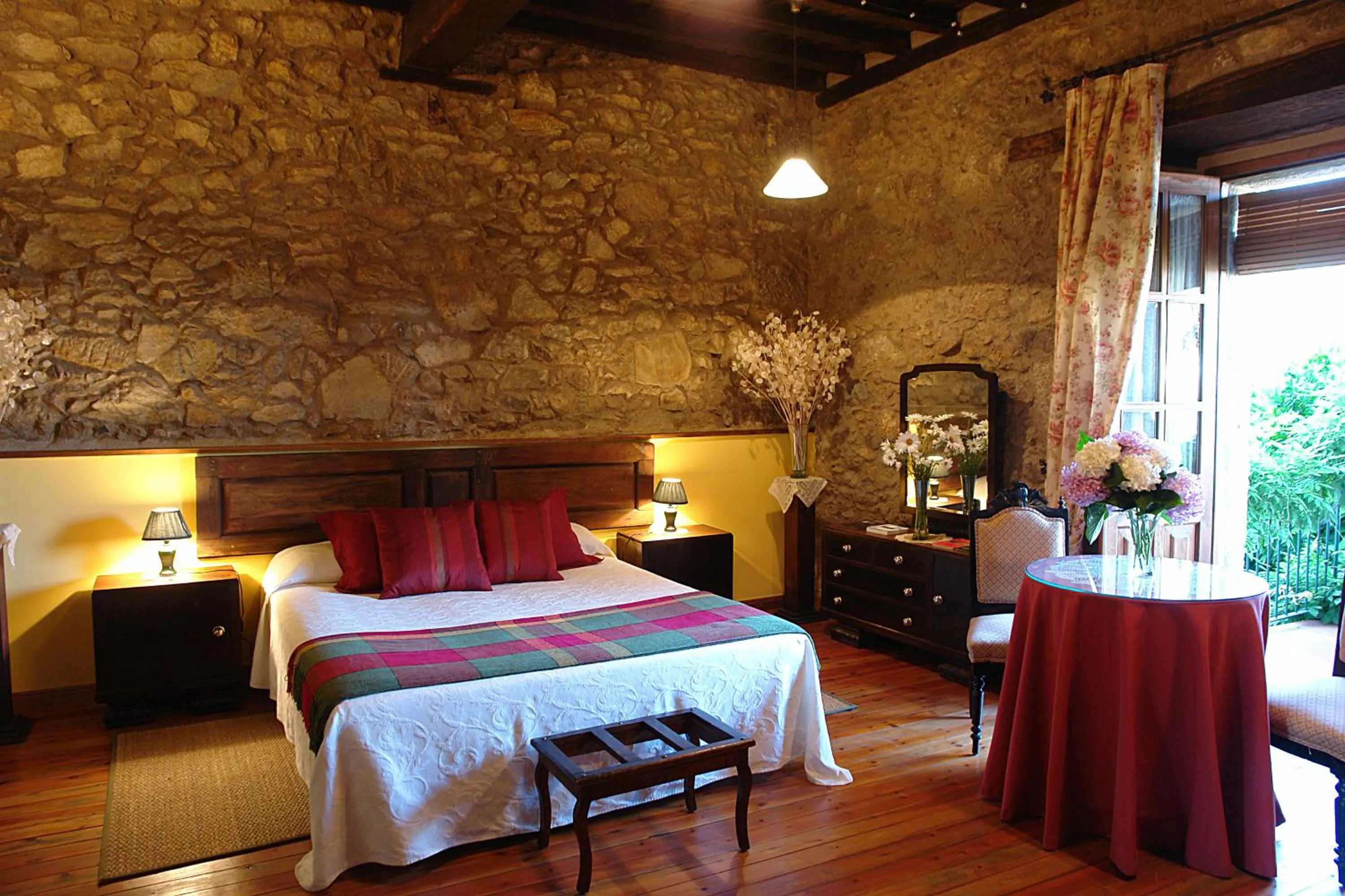 Bedroom, Bed in El Jardín del Convento, Casa Rural