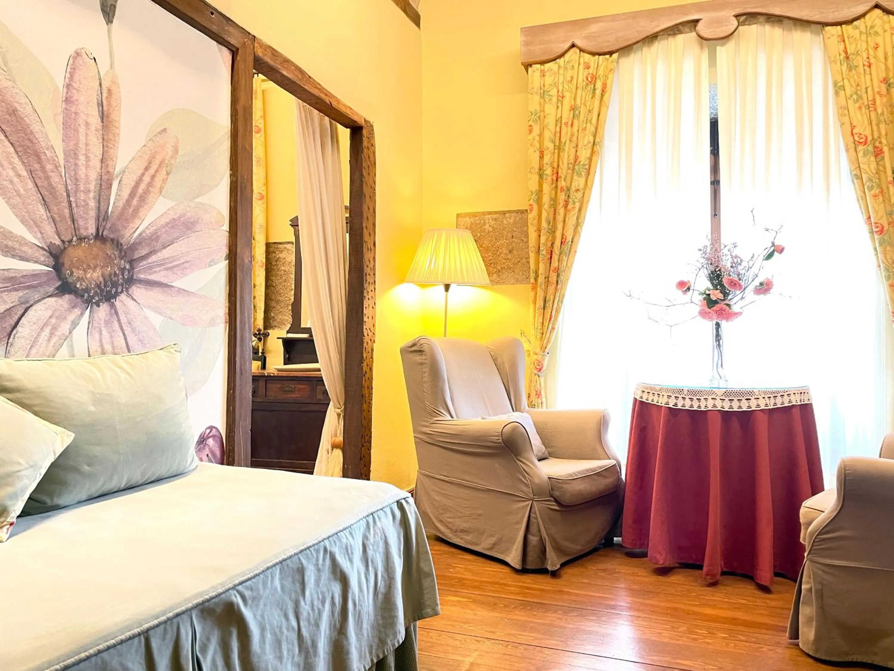Seating area, Bed in El Jardín del Convento, Casa Rural