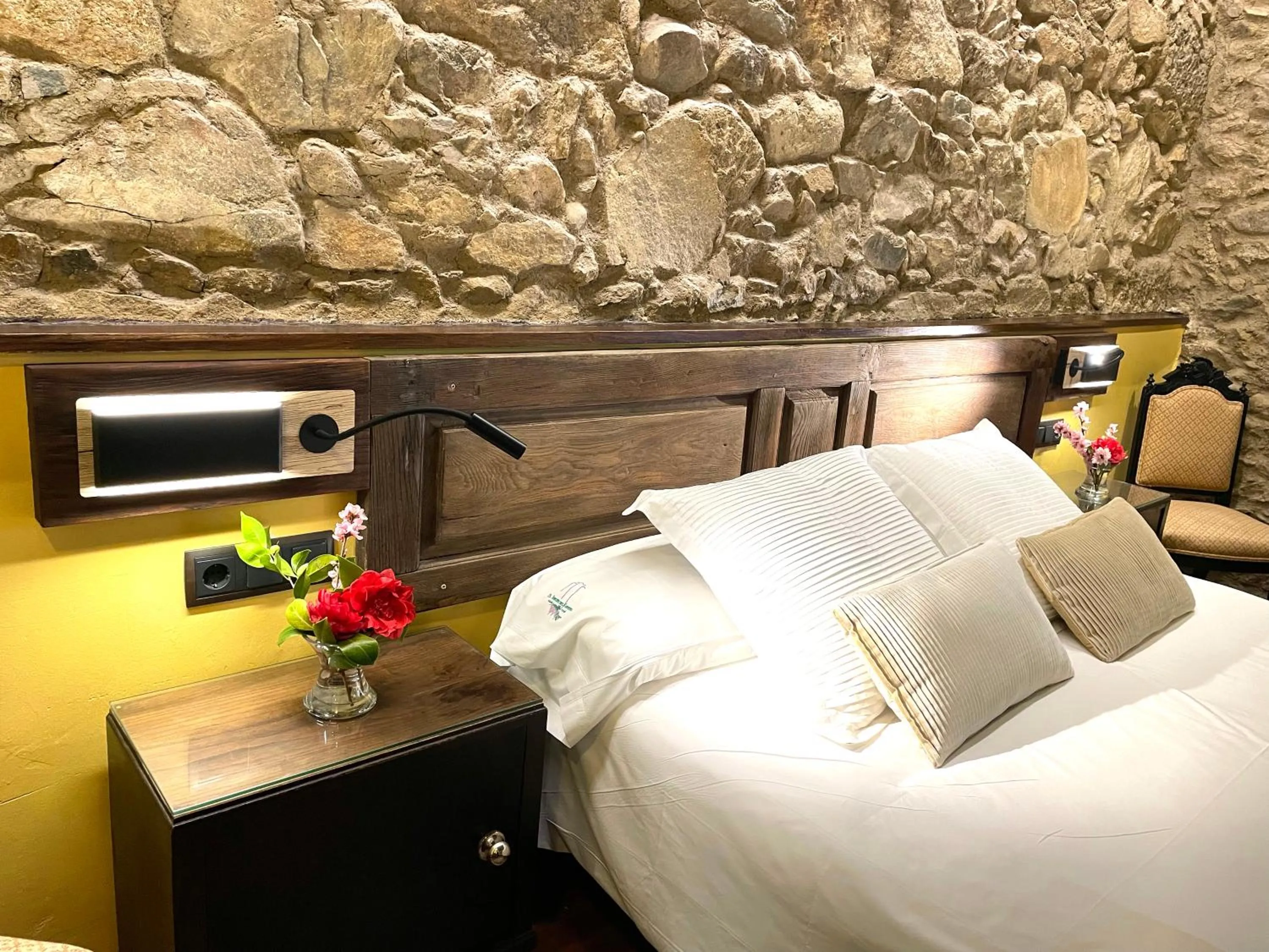 Bed in El Jardín del Convento, Casa Rural