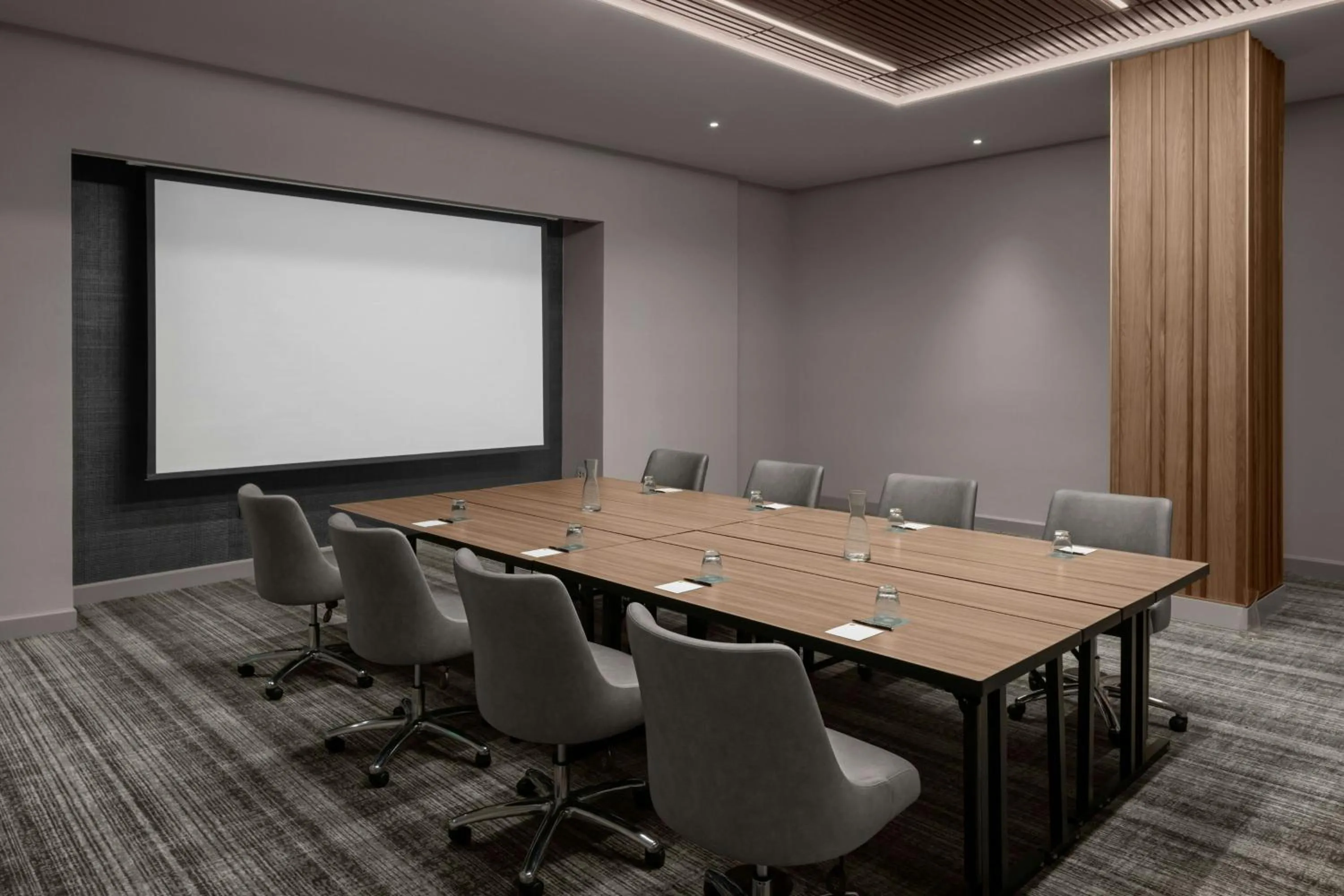 Meeting/conference room in AC Hotel Arlington National Landing