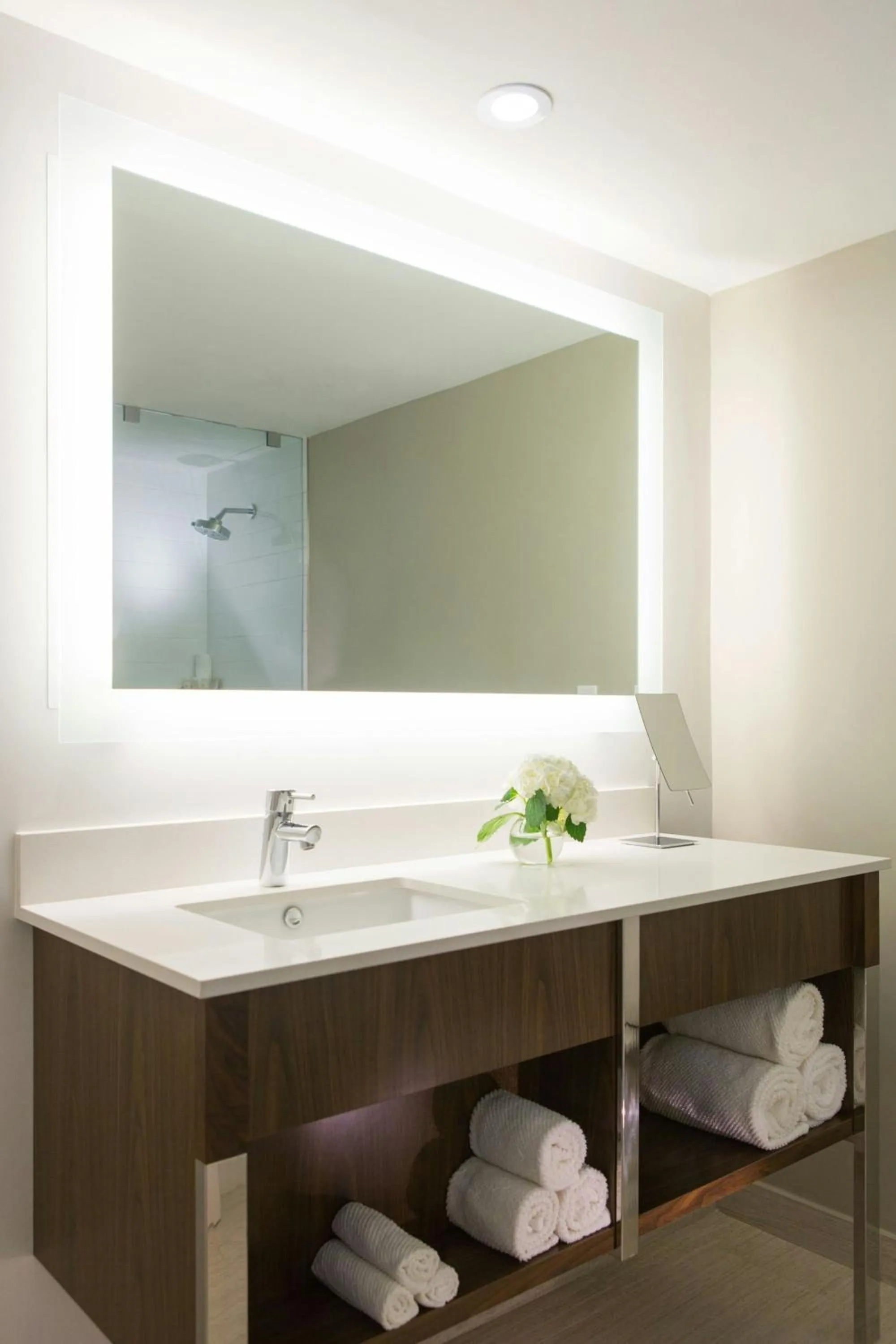 Bathroom in Renaissance Santo Domingo Jaragua Hotel & Casino