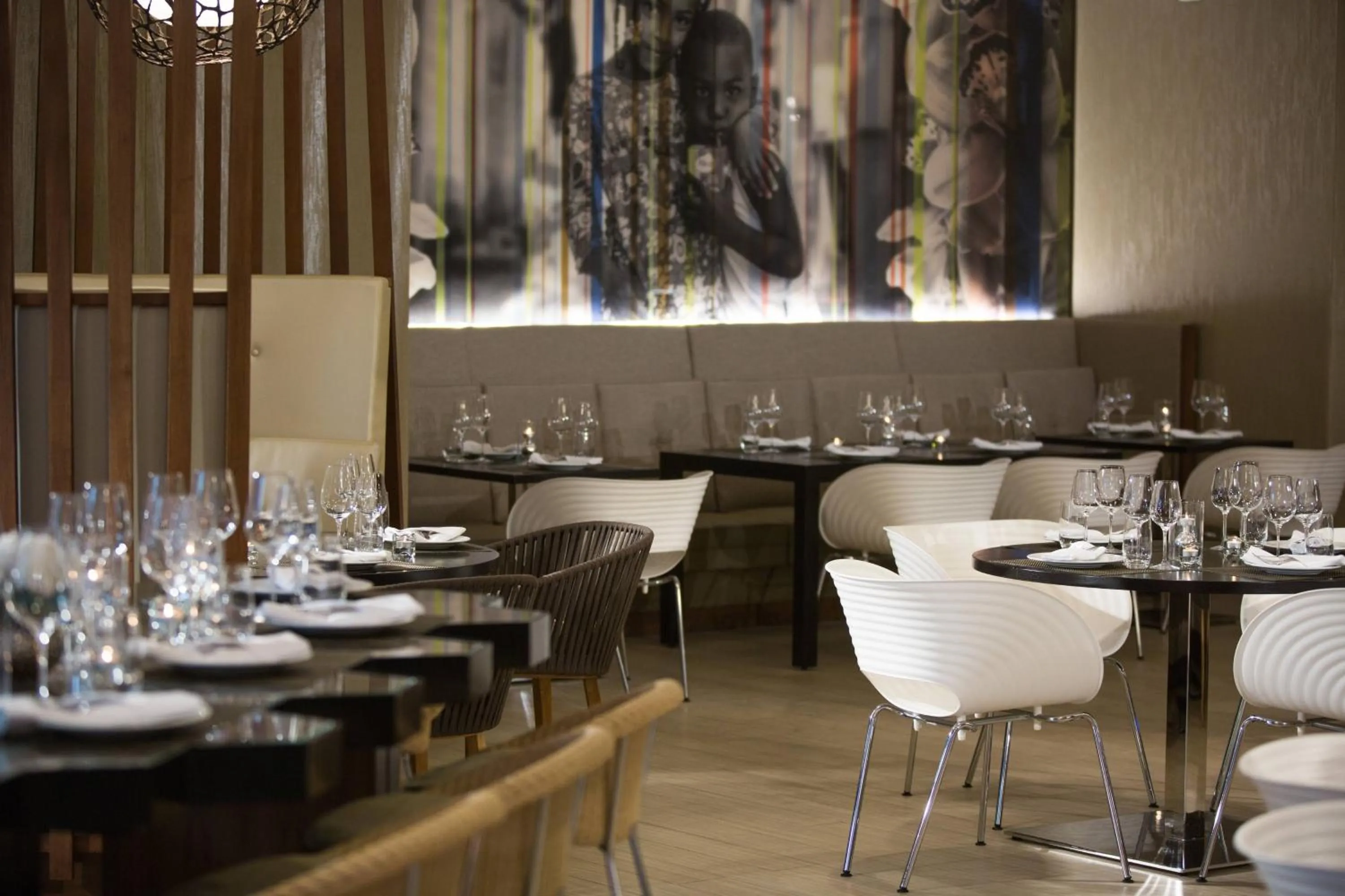 Lounge or bar in Renaissance Santo Domingo Jaragua Hotel & Casino