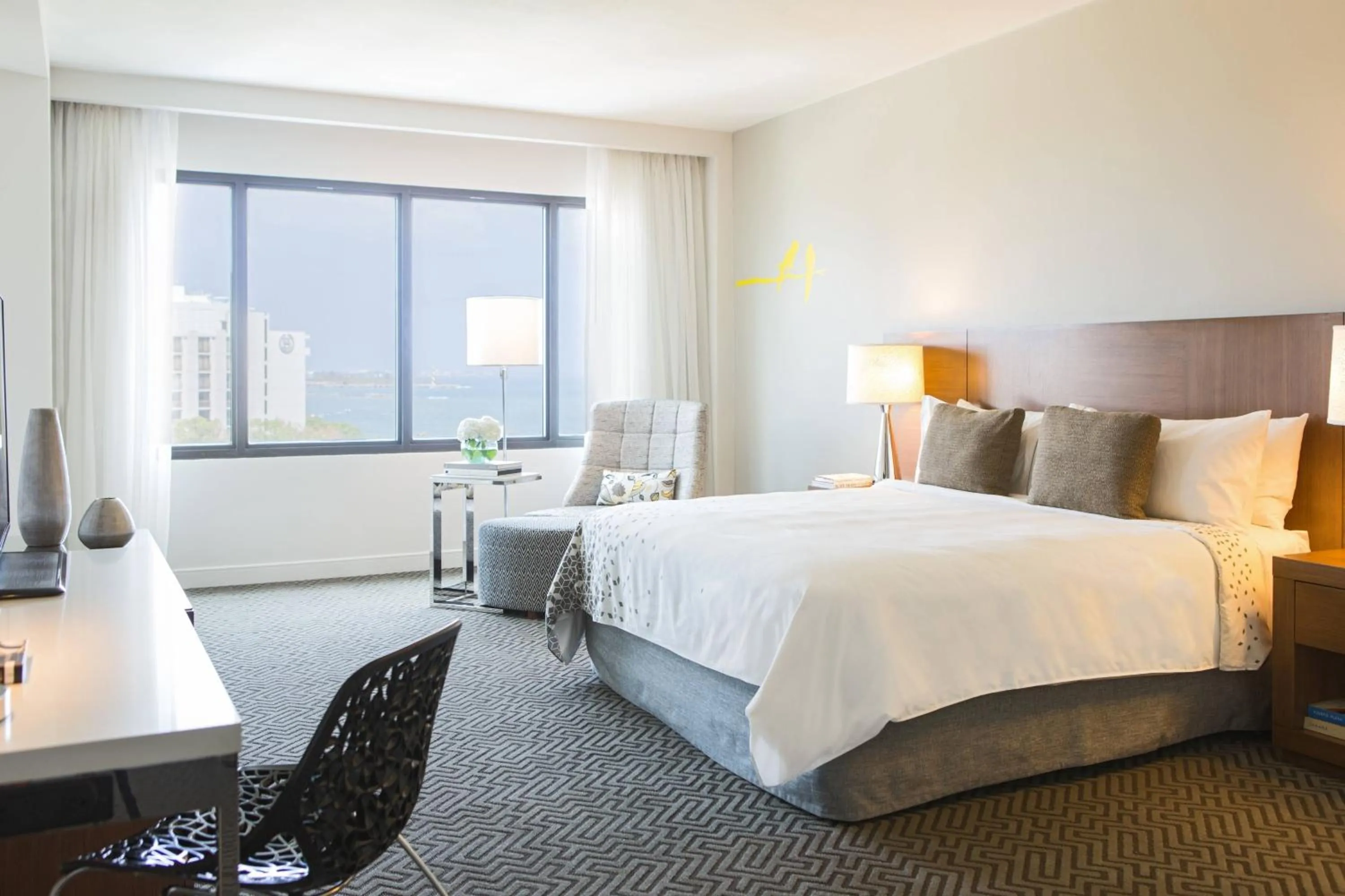 Photo of the whole room, Bed in Renaissance Santo Domingo Jaragua Hotel & Casino