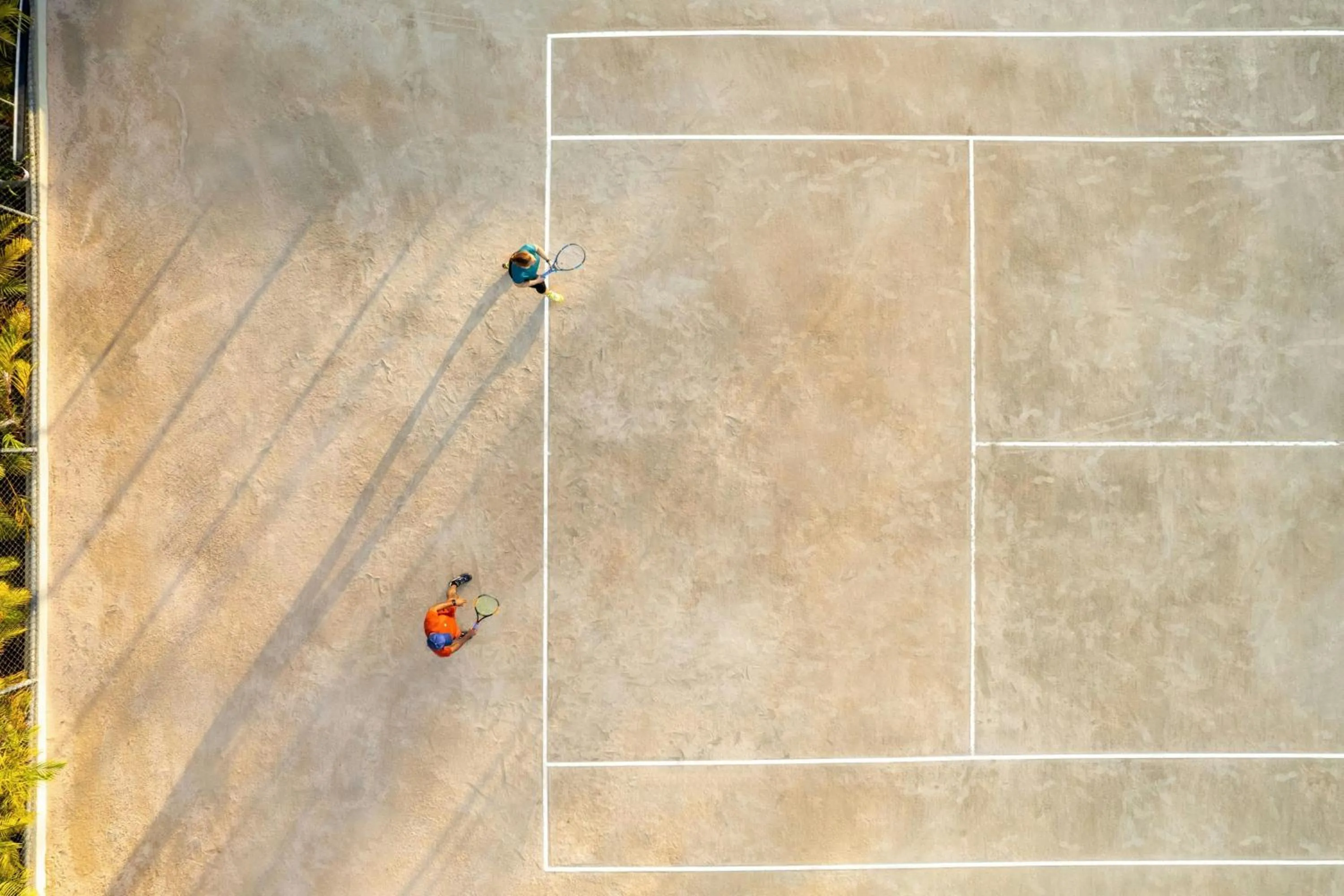 Tennis court in Renaissance Santo Domingo Jaragua Hotel & Casino