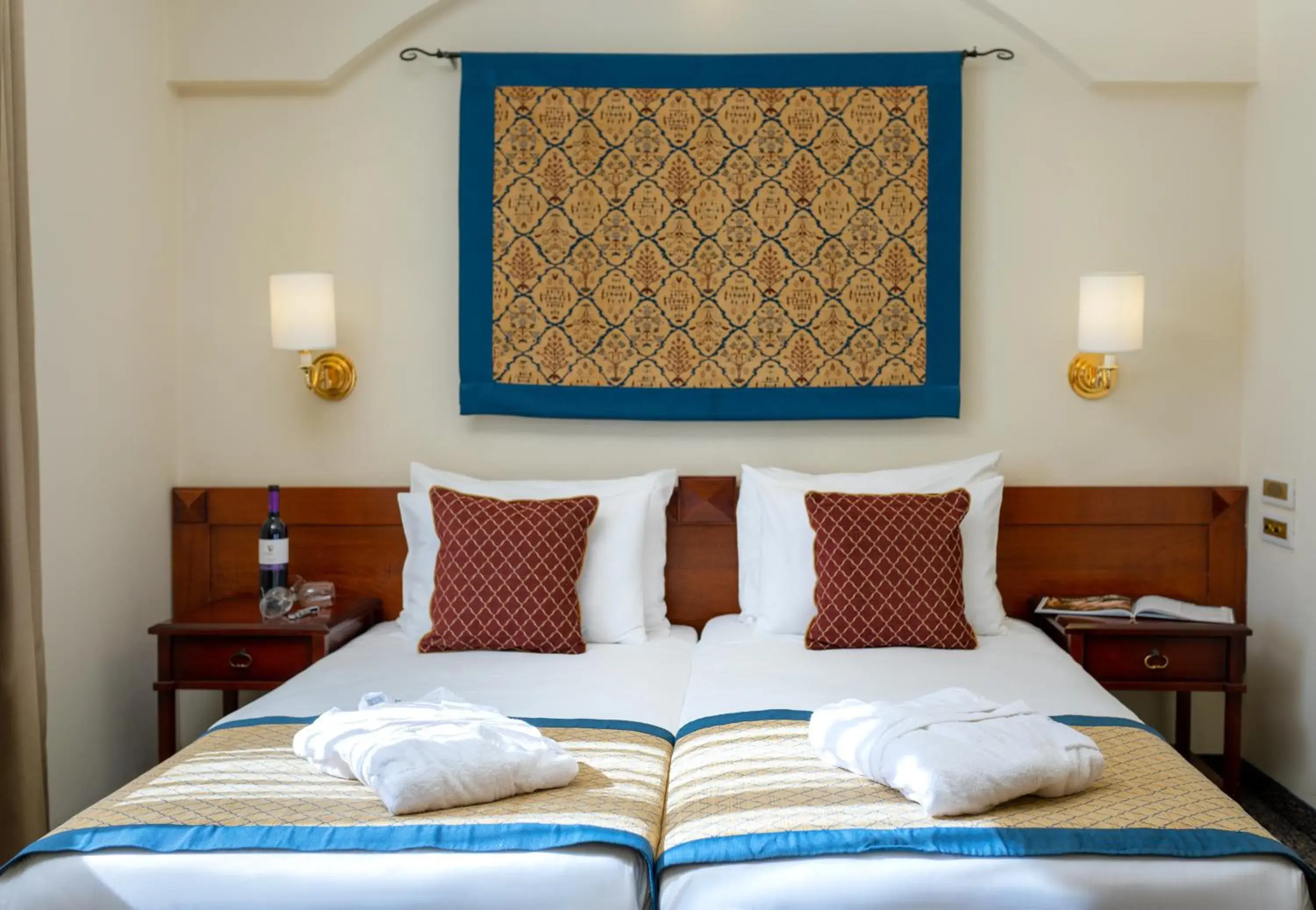 Comfort Twin Room in Prima Palace Hotel Comfort Twin Room in Prima Palace Hotel