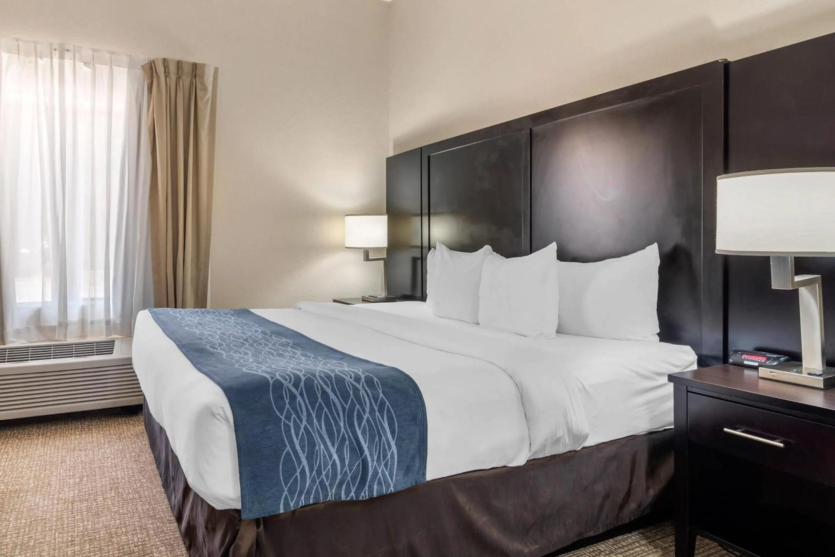 Bedroom, Bed in Comfort Inn & Suites Atlanta-Smyrna