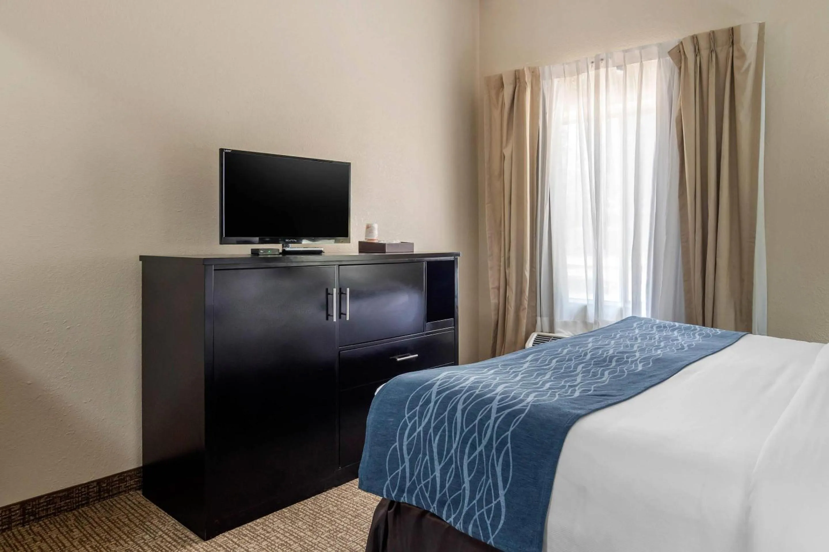 Bedroom, Bed in Comfort Inn & Suites Atlanta-Smyrna