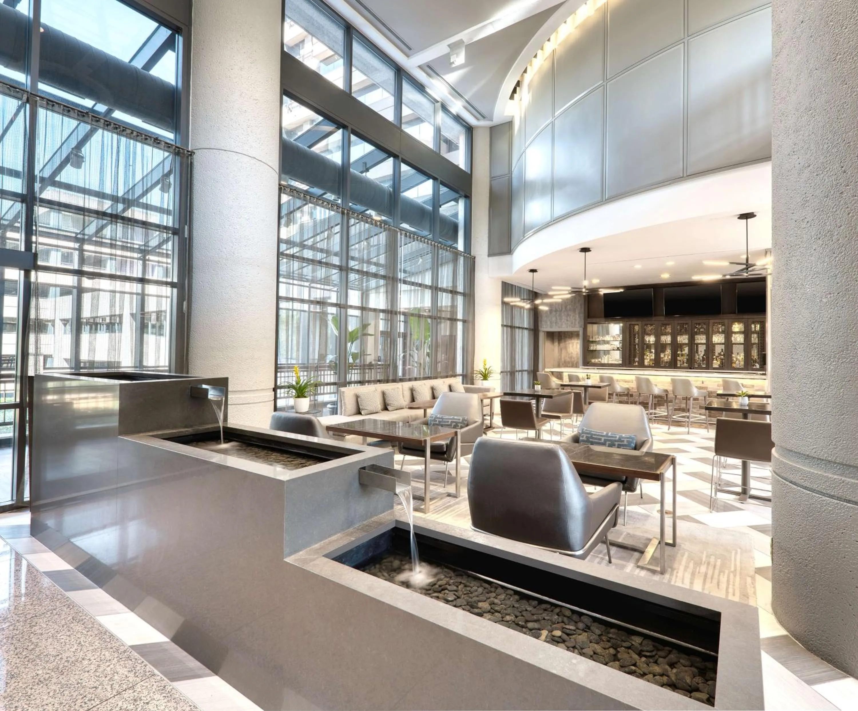 Lobby or reception in Embassy Suites by Hilton Bethesda Washington DC