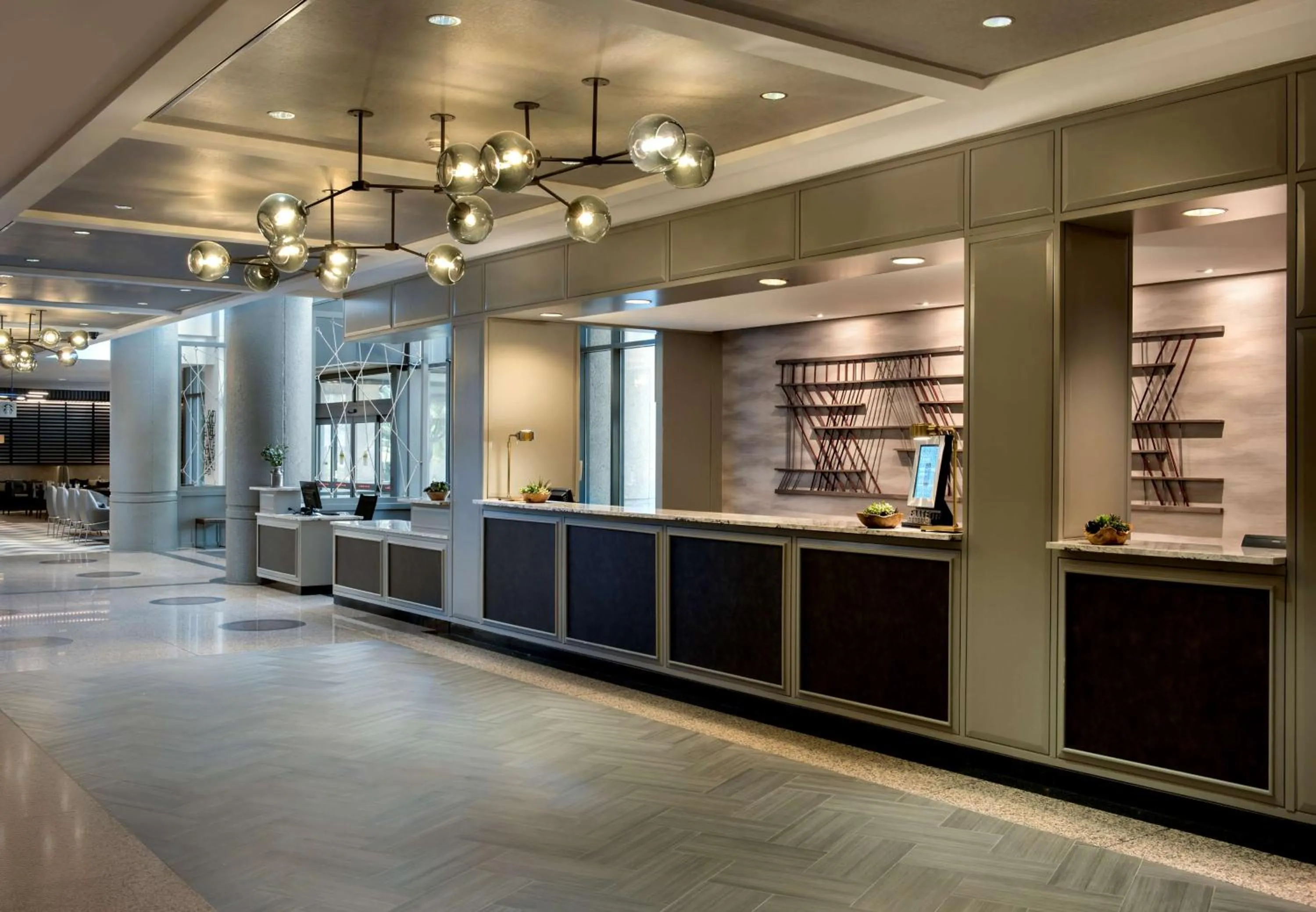 Lobby or reception in Embassy Suites by Hilton Bethesda Washington DC