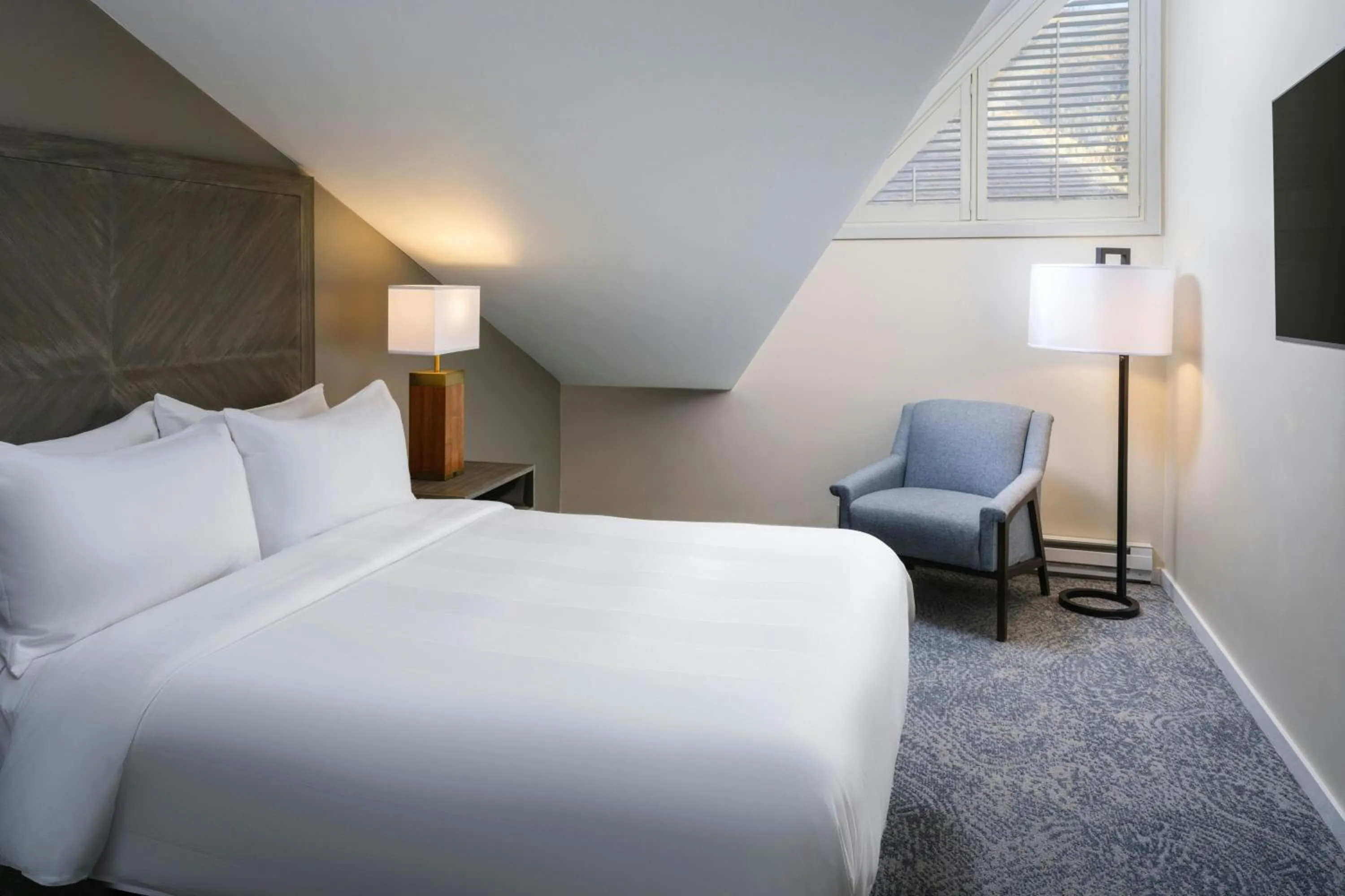 Bedroom, Bed in Marriott's StreamSide Douglas at Vail