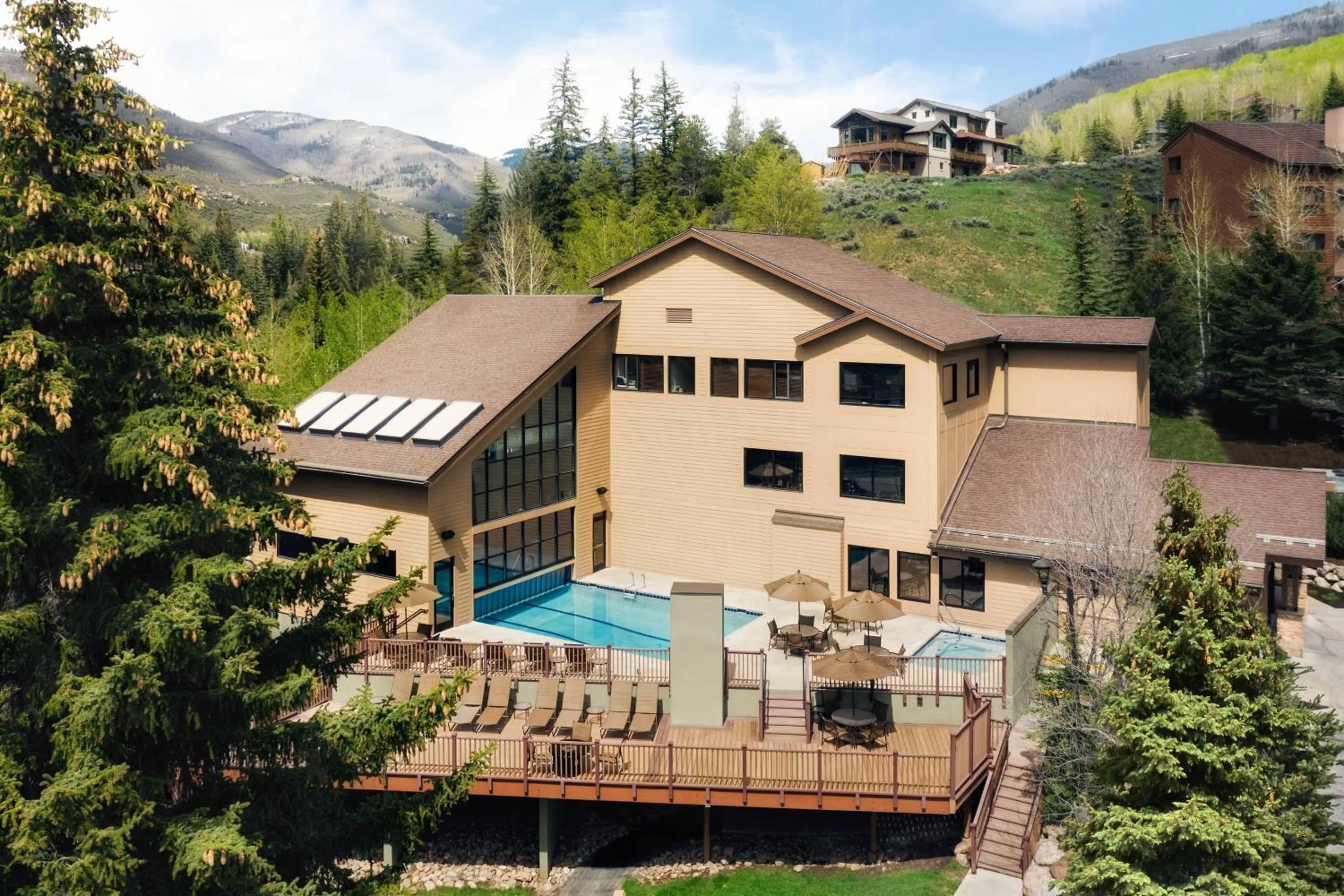 Property building in Marriott's StreamSide Birch at Vail