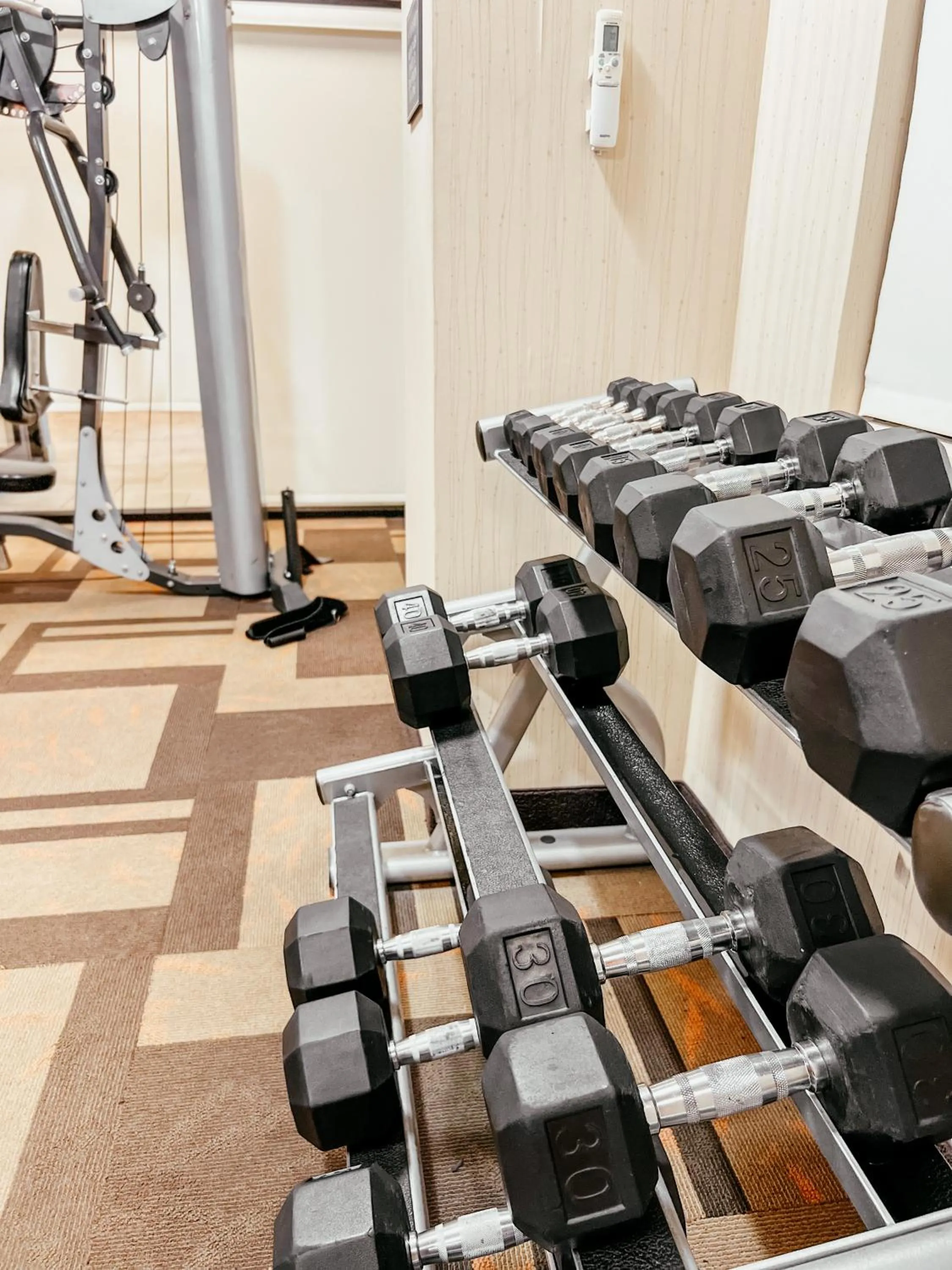 Fitness centre/facilities in Courtyard by Marriott Alexandria Pentagon South