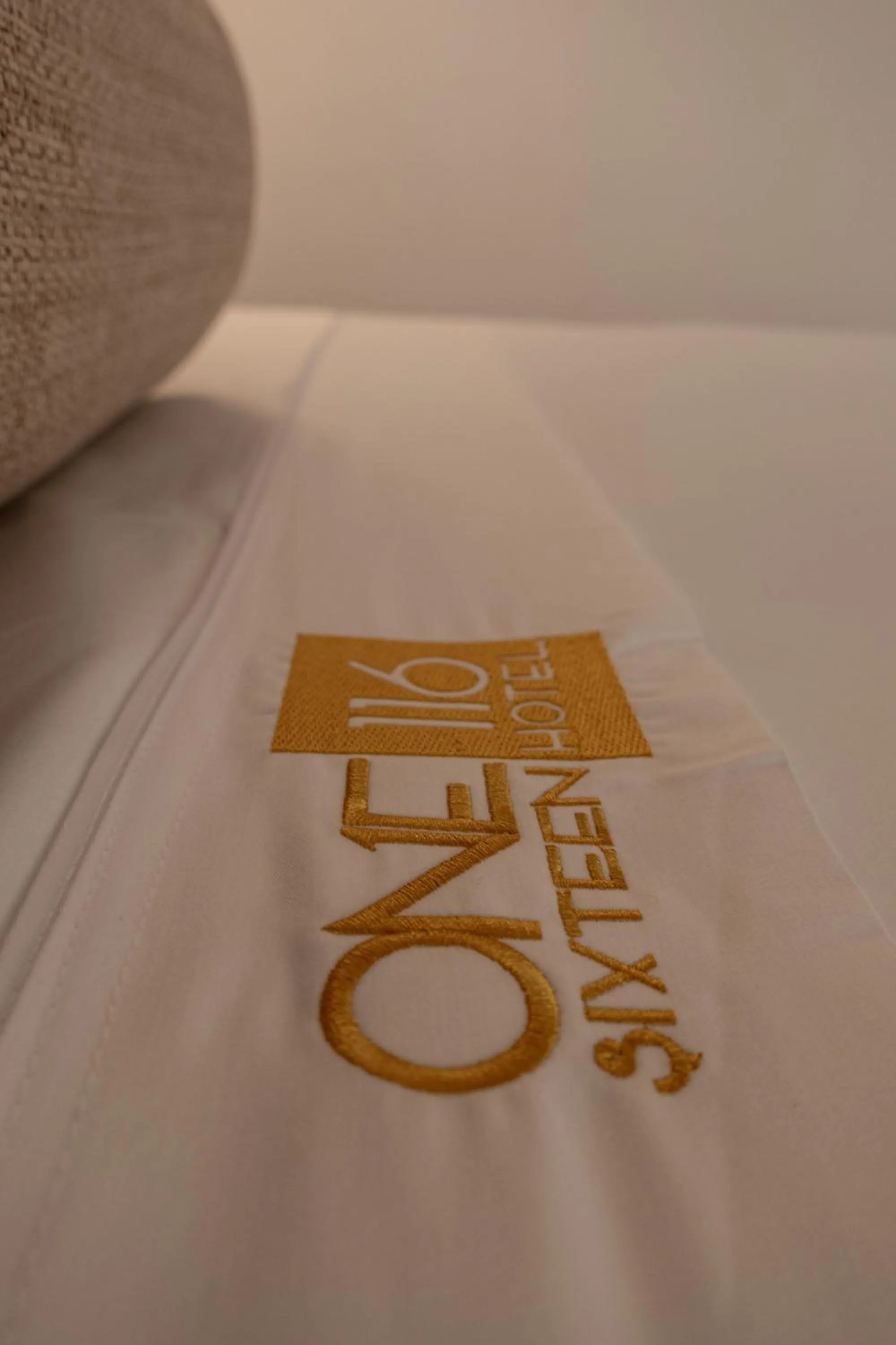 Decorative detail in One Sixteen Hotel