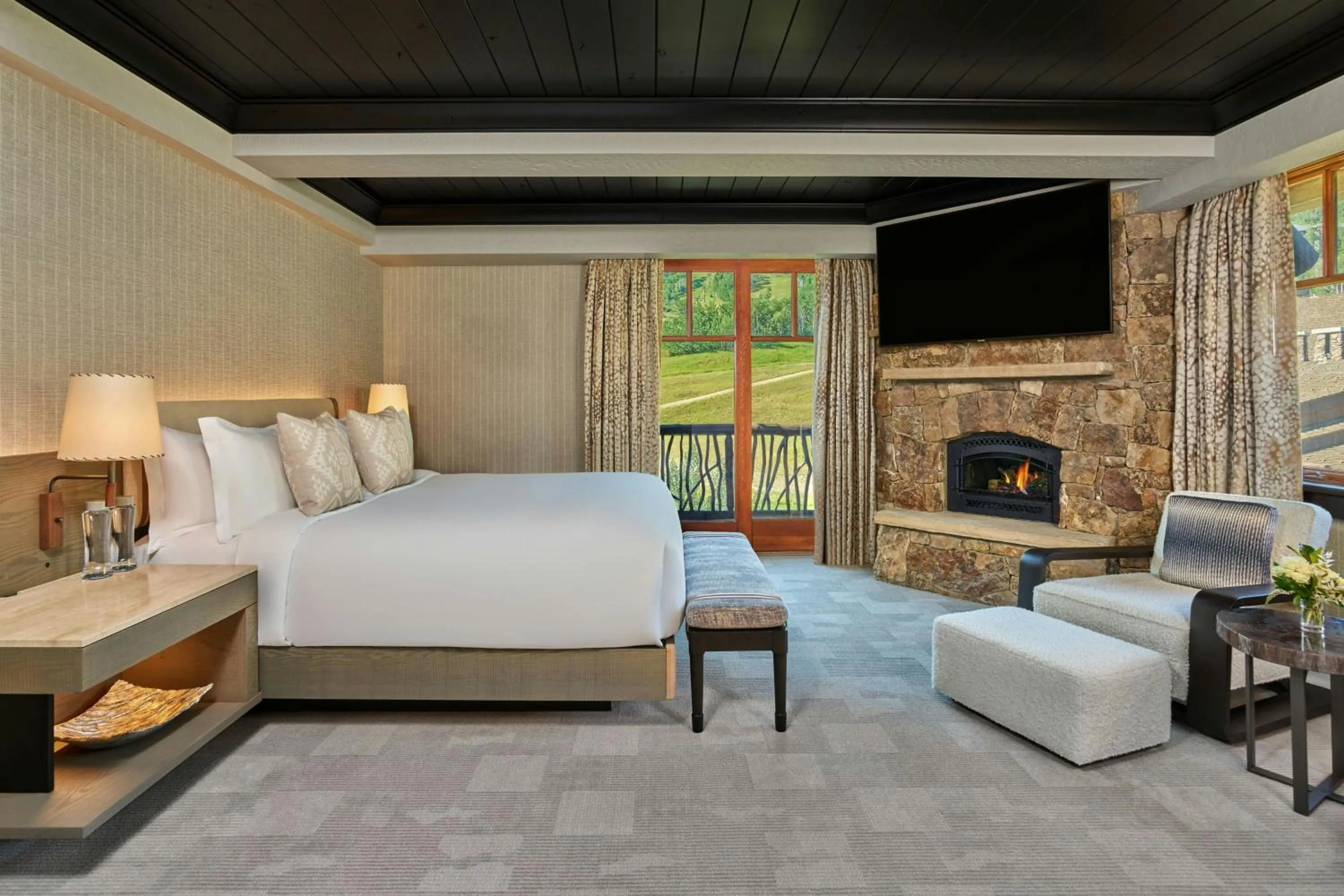 Bedroom, Bed in The Ritz-Carlton, Bachelor Gulch