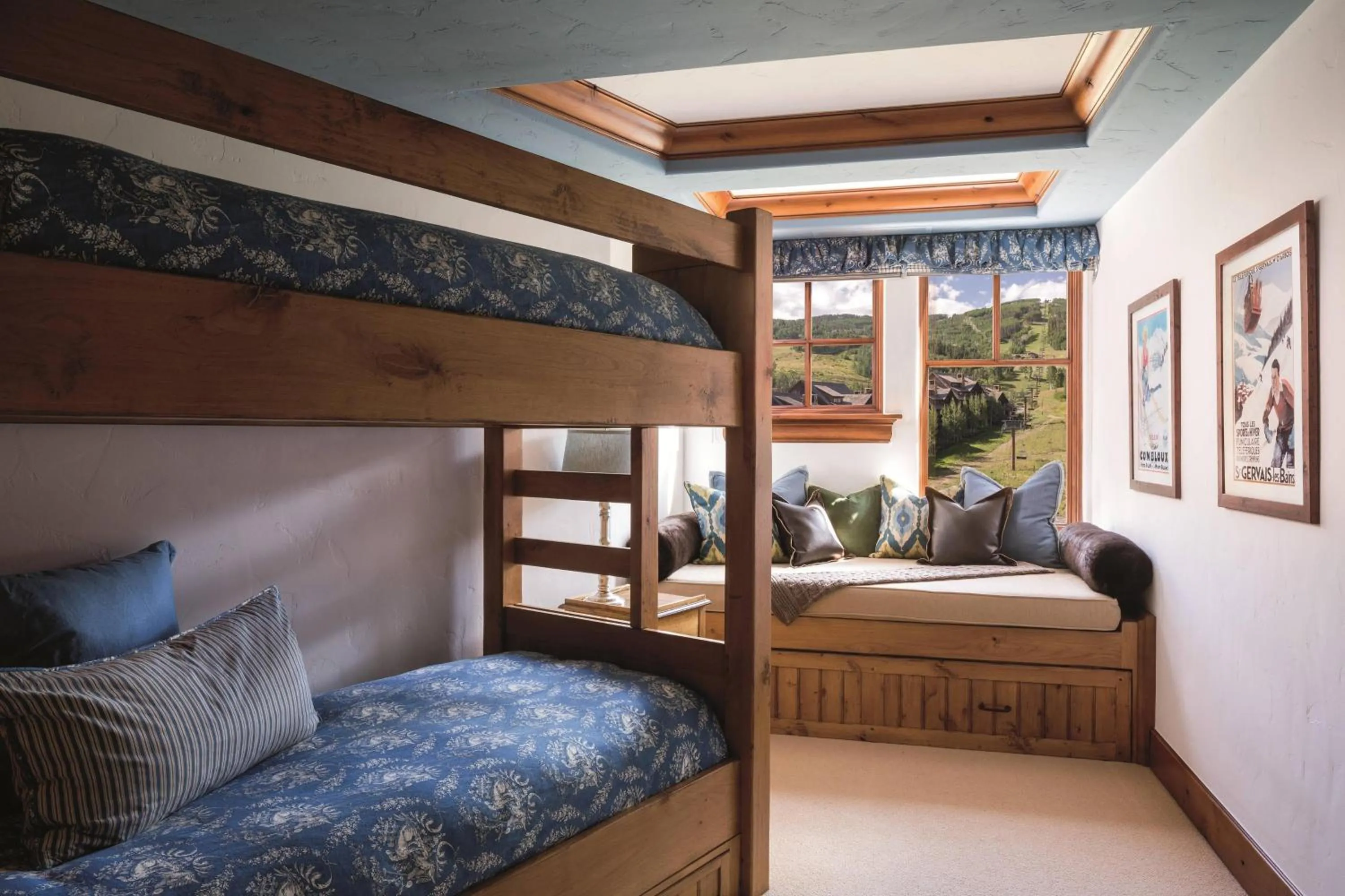 Bedroom, Bed in The Ritz-Carlton, Bachelor Gulch