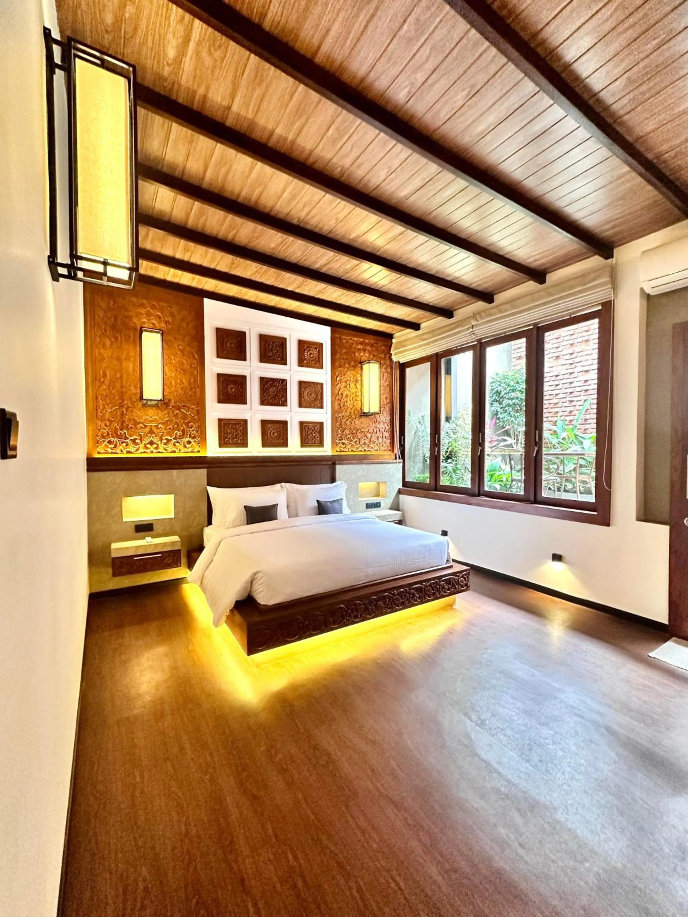 Photo of the whole room, Bed in Kubura Resort