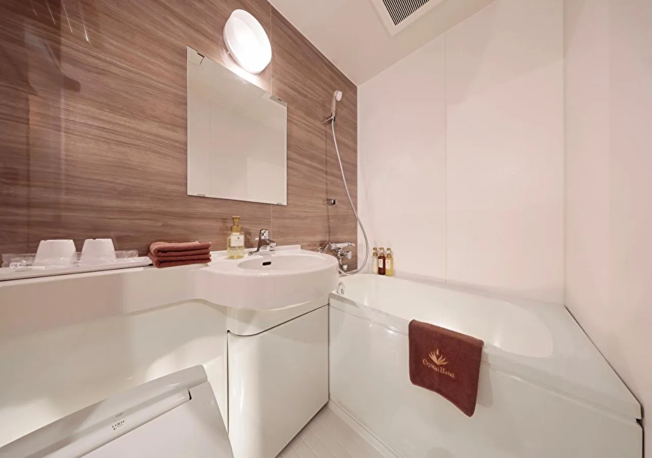 Bathroom in Shinsaibashi-Higashi Crystal Hotel