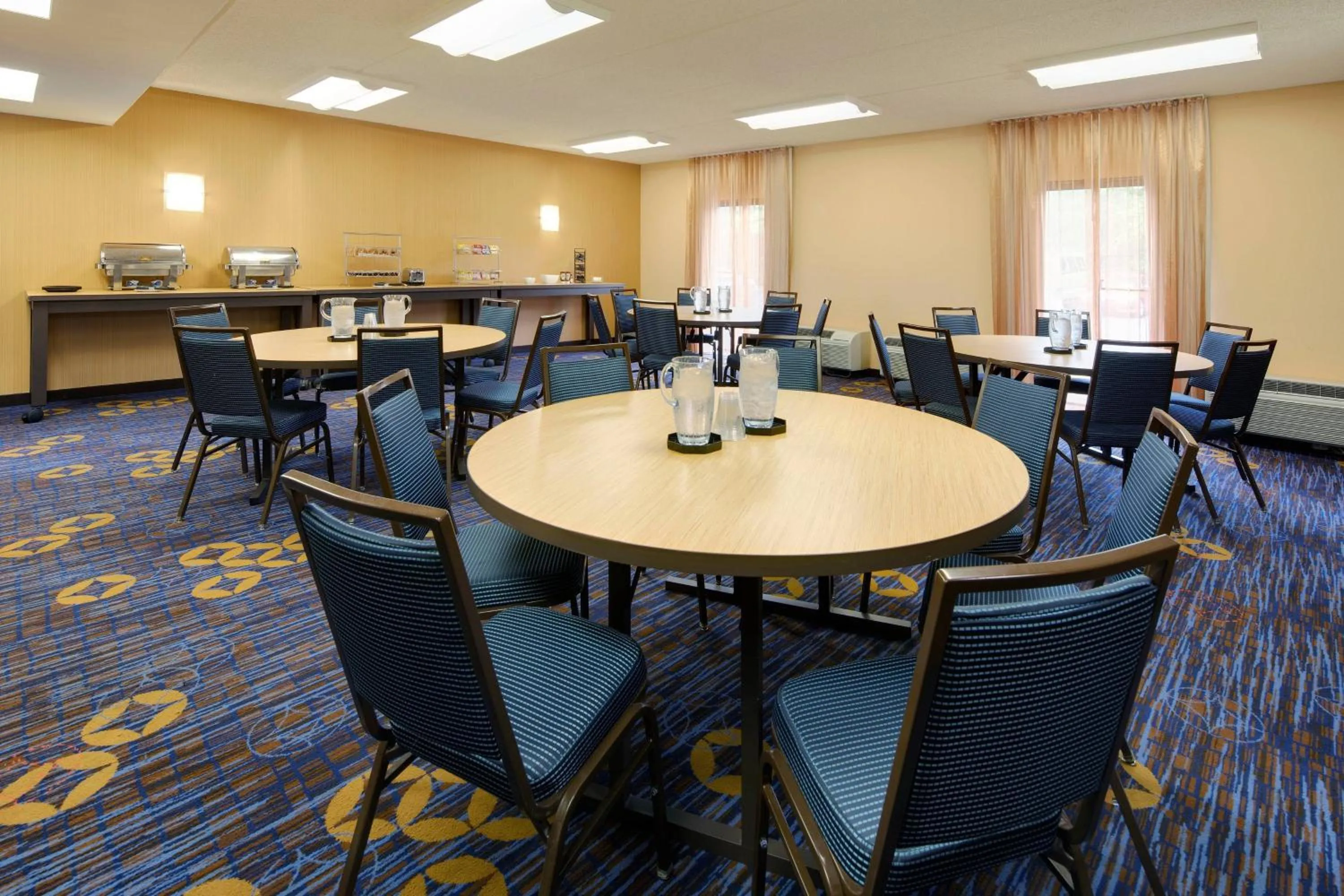 Meeting/conference room in Courtyard Atlanta Norcross/Peachtree Corners