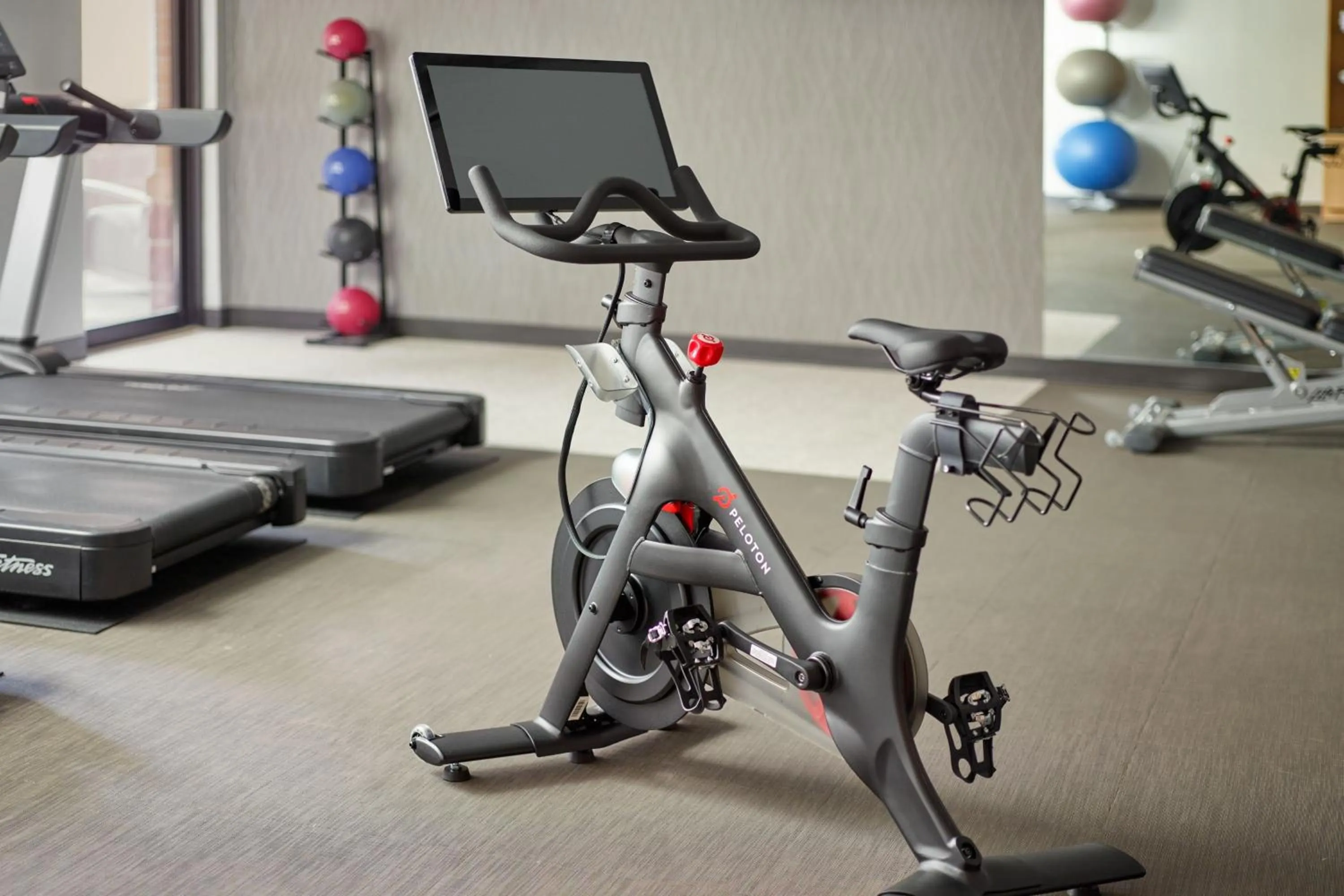 Fitness centre/facilities in Courtyard by Marriott Atlanta Alpharetta