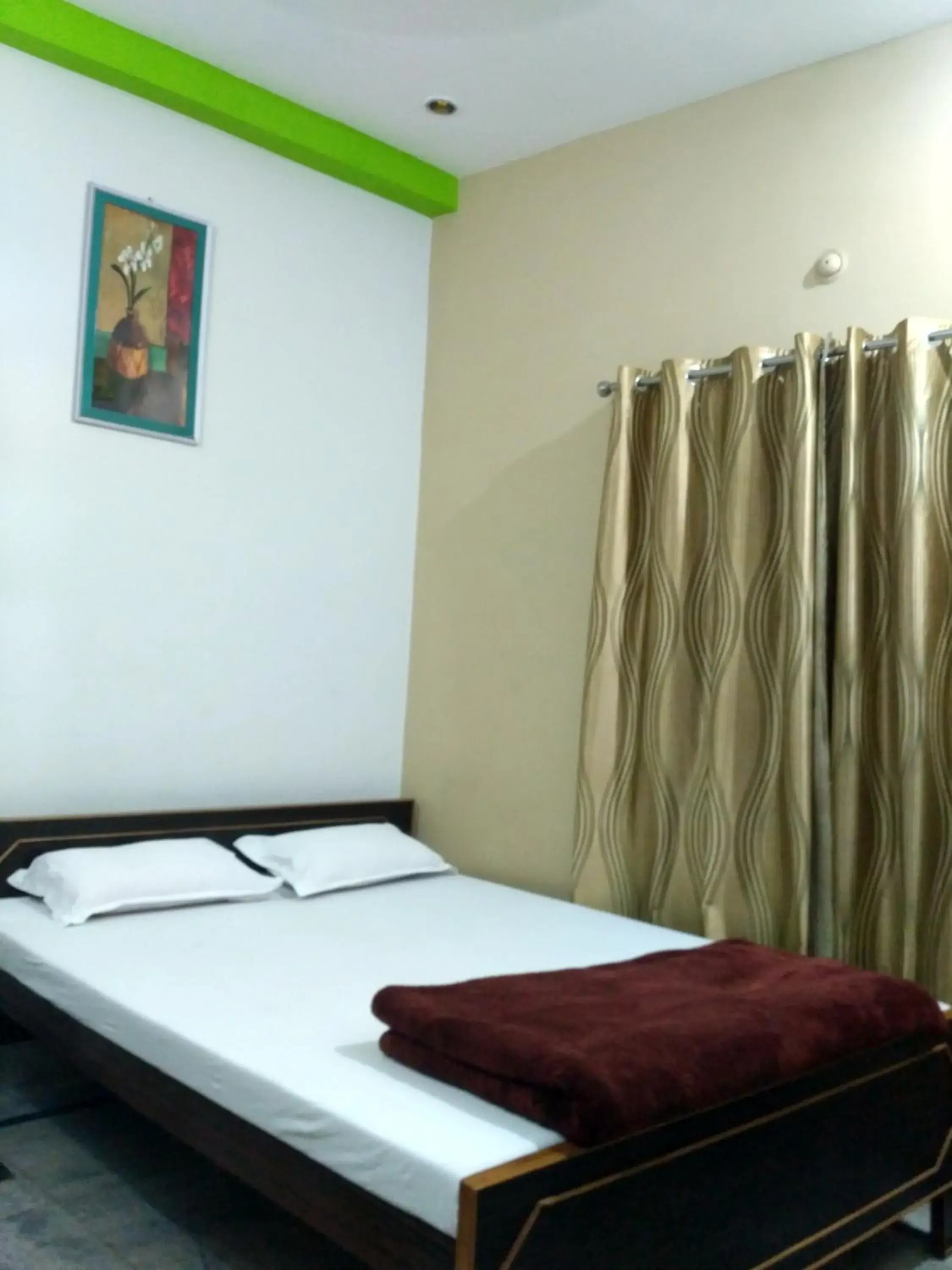 Family Double Room in Bliss Guest House Assi Ghat Family Double Room in Bliss Guest House Assi Ghat