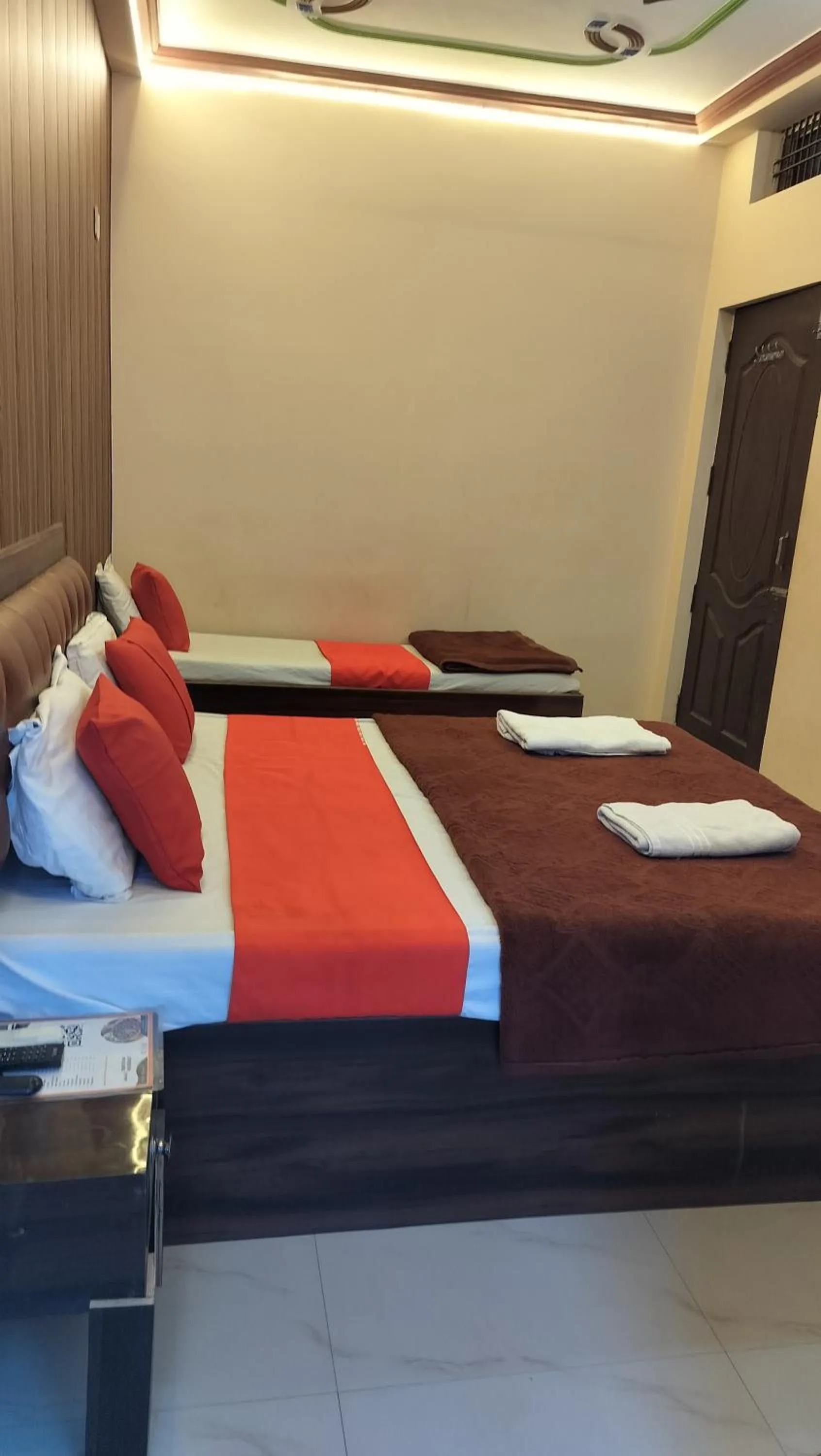 Basic Triple Room in Bliss Guest House Assi Ghat