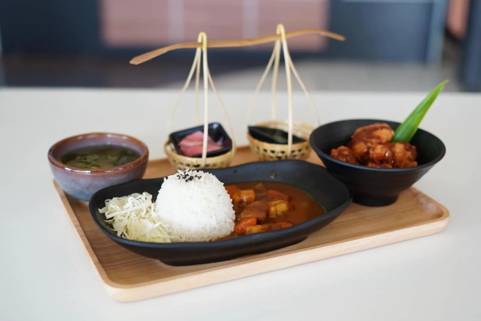 Food and drinks in Akelada Hotel