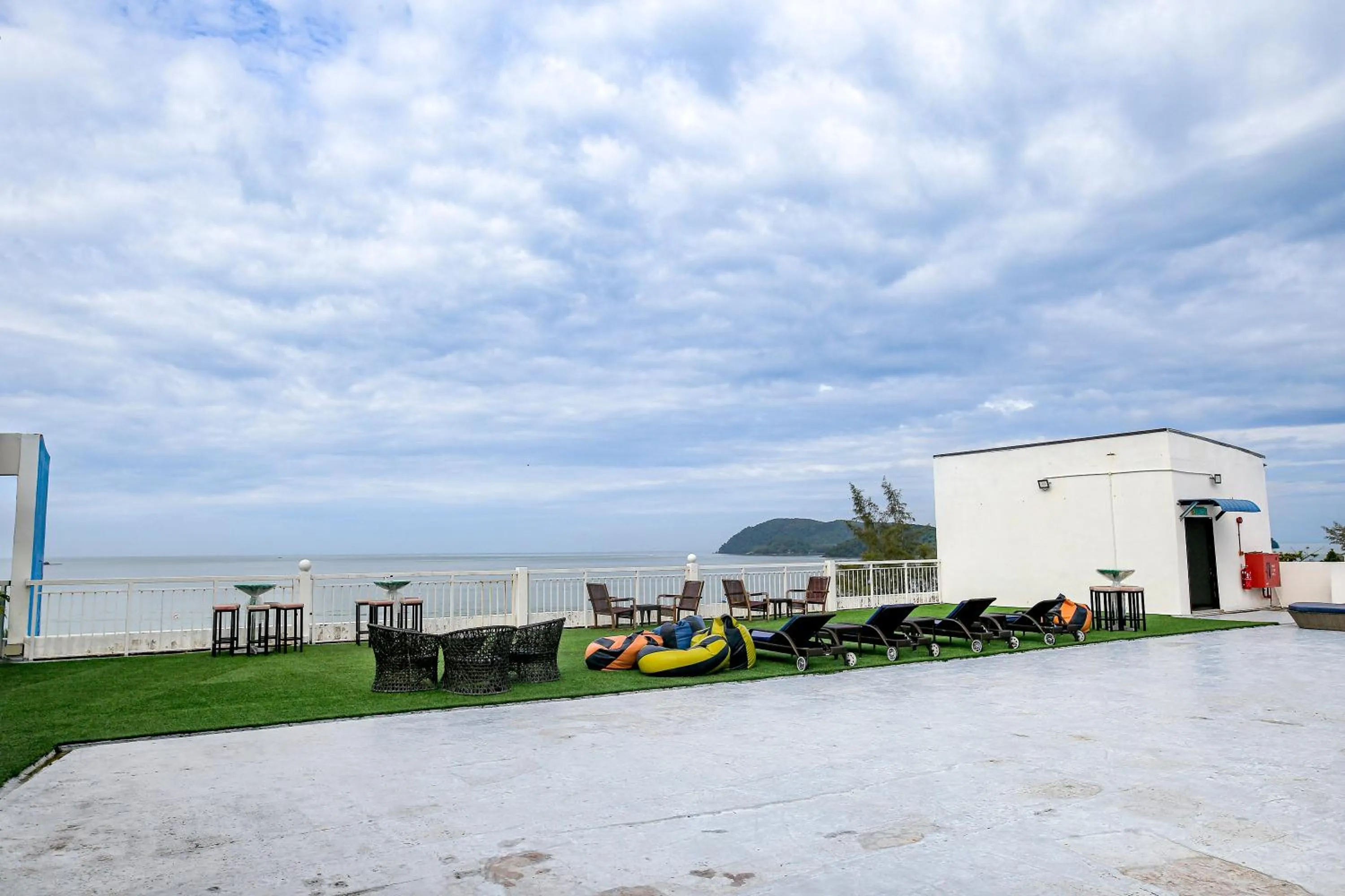 sunbed in Langkapuri Resort Langkawi