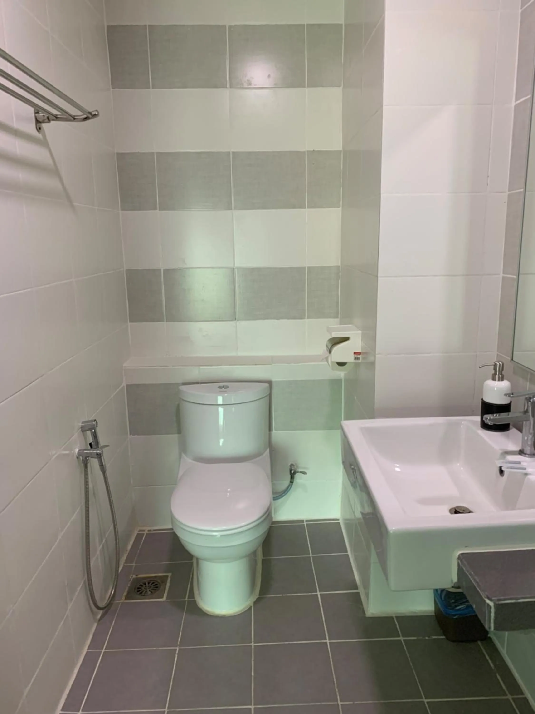 Toilet in Langkapuri Resort Langkawi