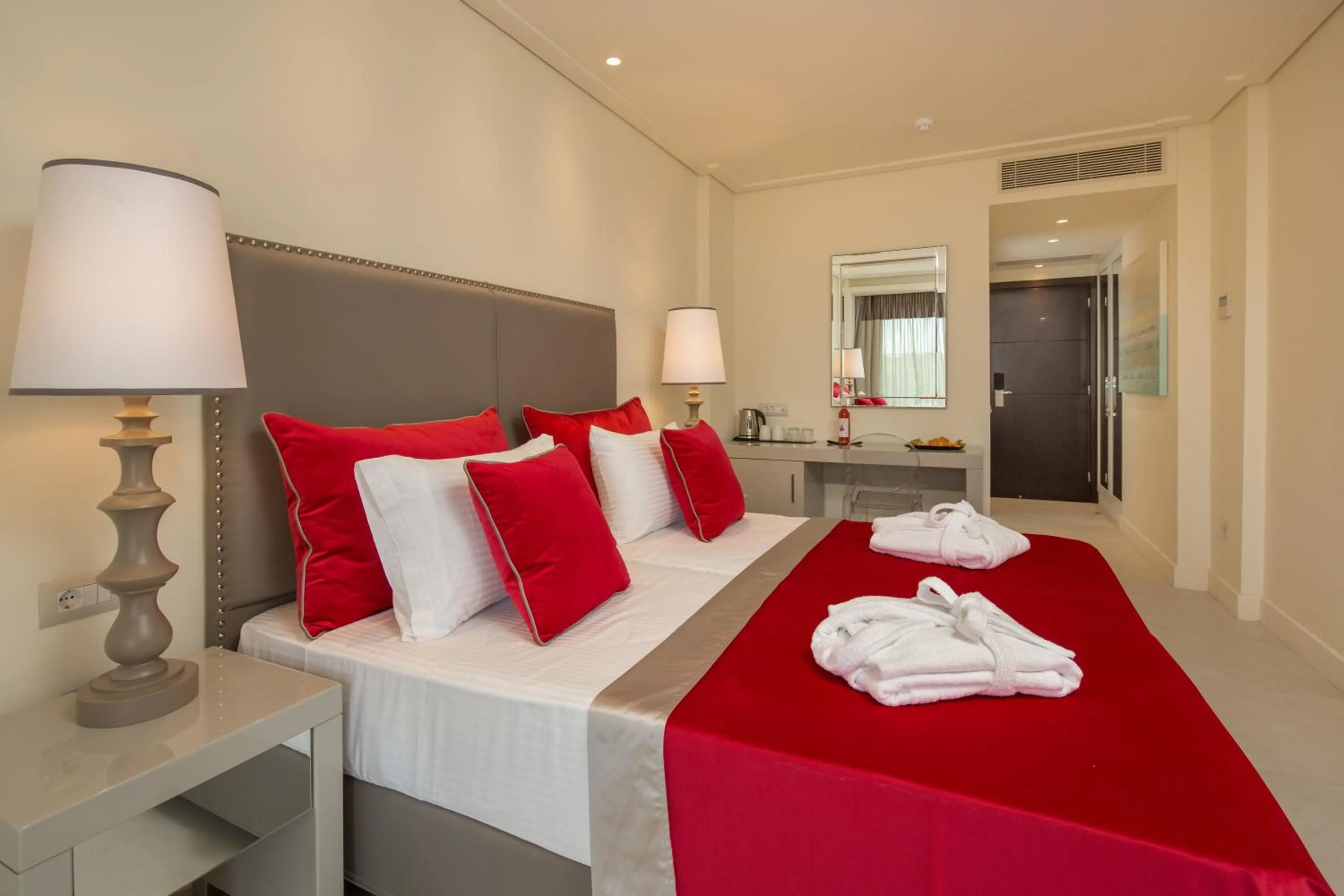 Bed in Rodostamo Hotel & Spa- Adults Friendly