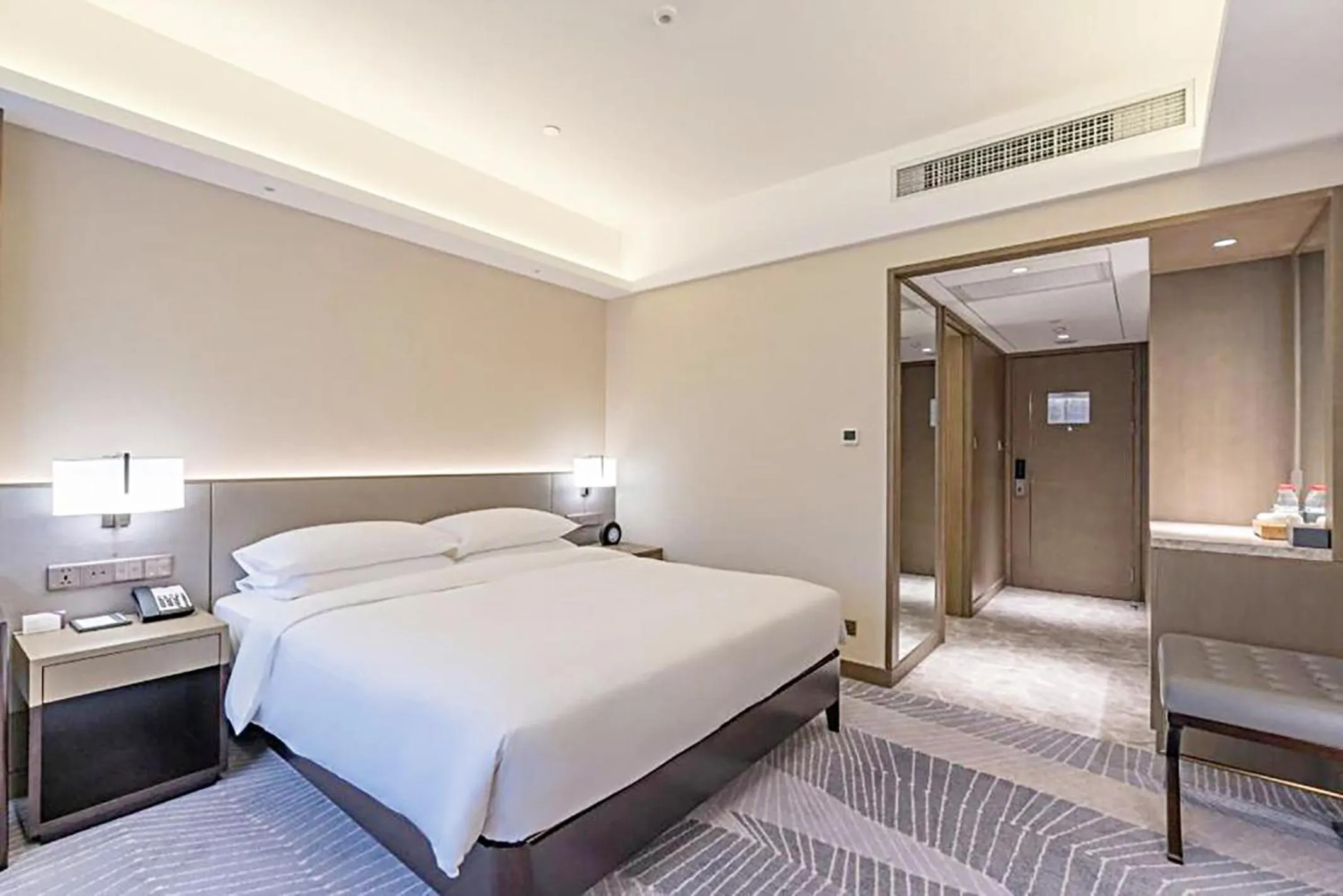 On site, Bed in Hyatt Regency Metropolitan Chongqing