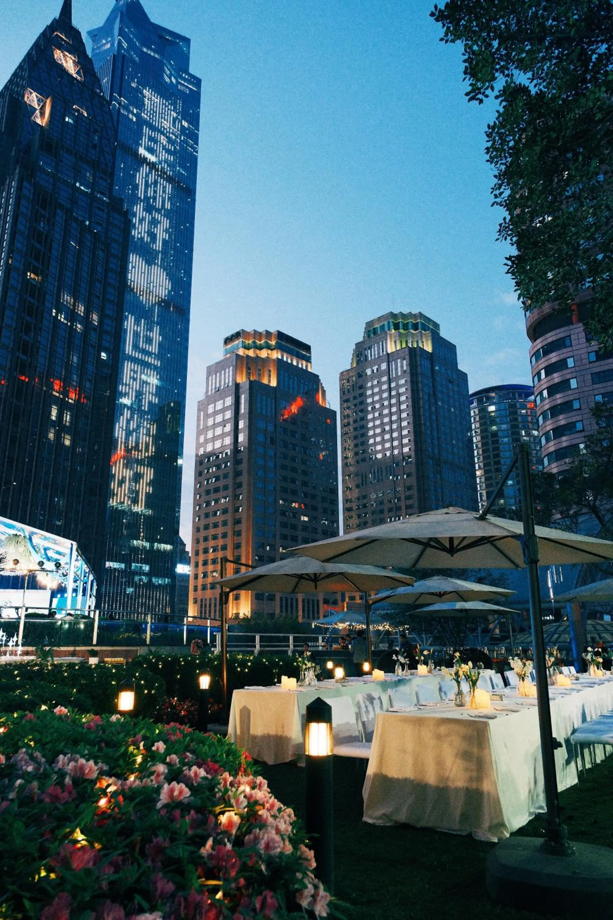 Garden in Hyatt Regency Metropolitan Chongqing