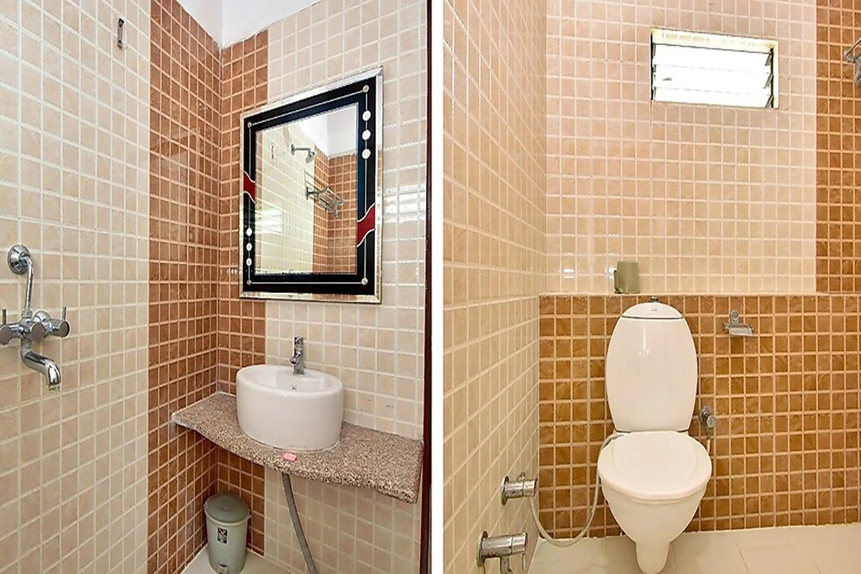 Bathroom in Hotel Deep Palace Near Bus Stand Udaipole