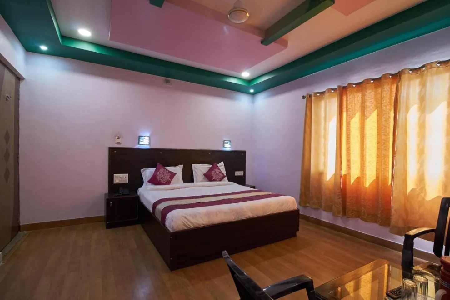 Bedroom in Hotel Deep Palace Near Bus Stand Udaipole
