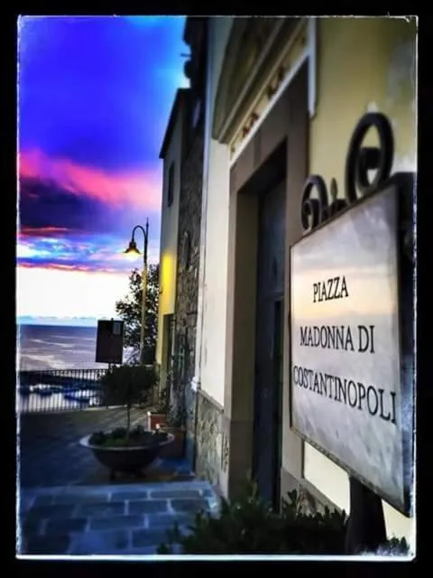 Nearby landmark in B&B Gianninella