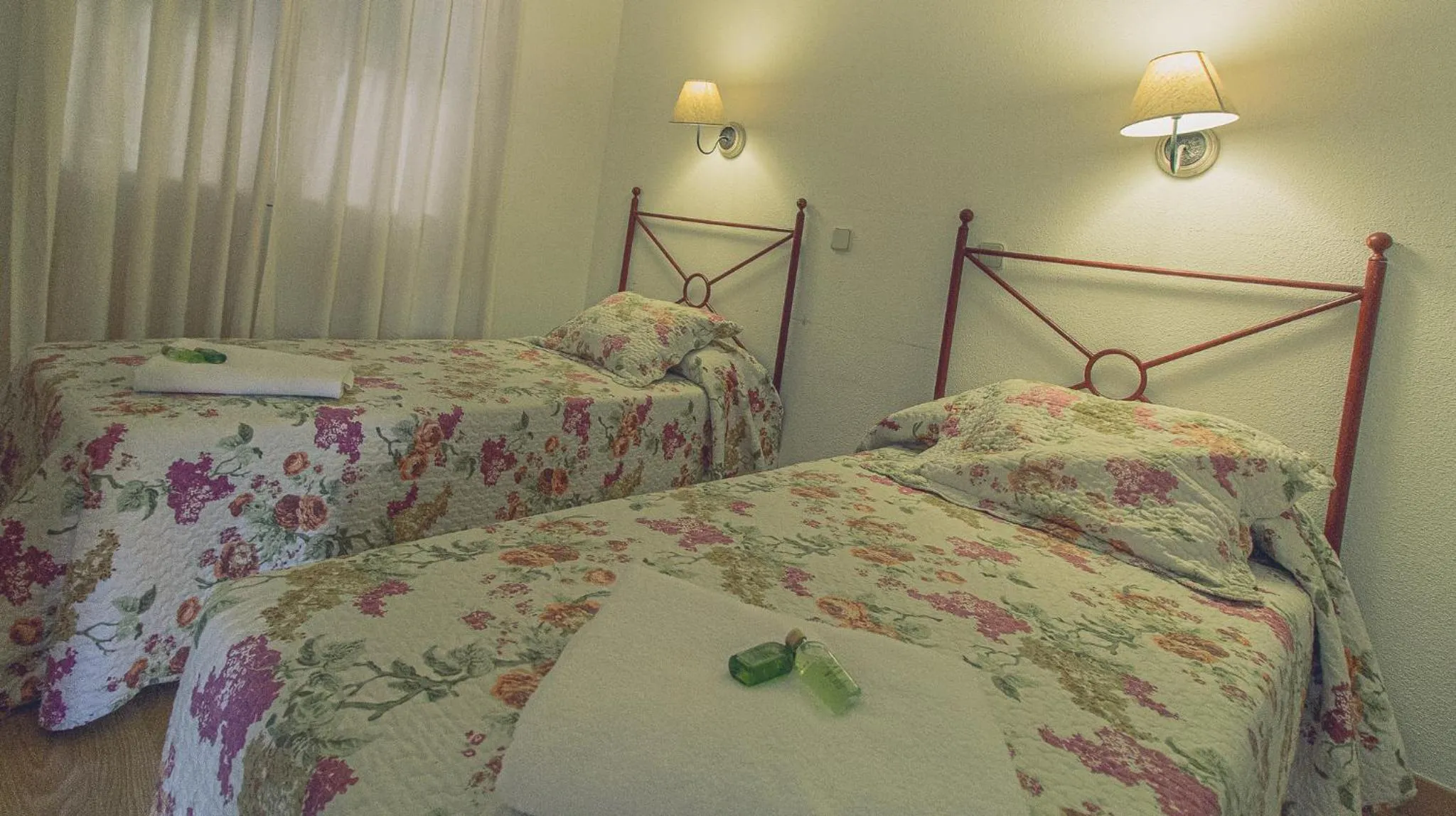 Photo of the whole room, Bed in Hotel la Muñequilla